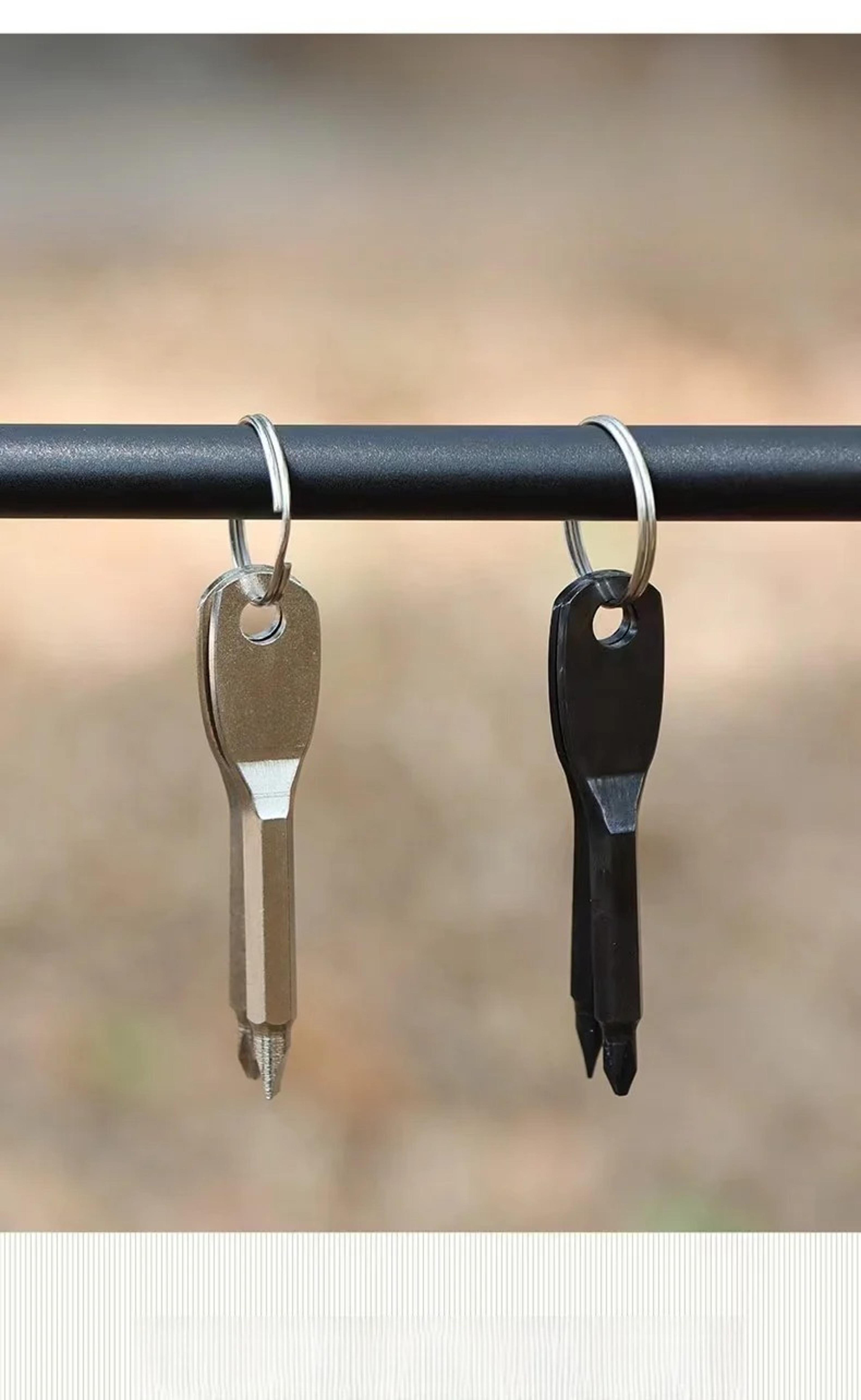 Screwdriver Keychain Portable Mini Tool With Flat And Phillips Tips 1