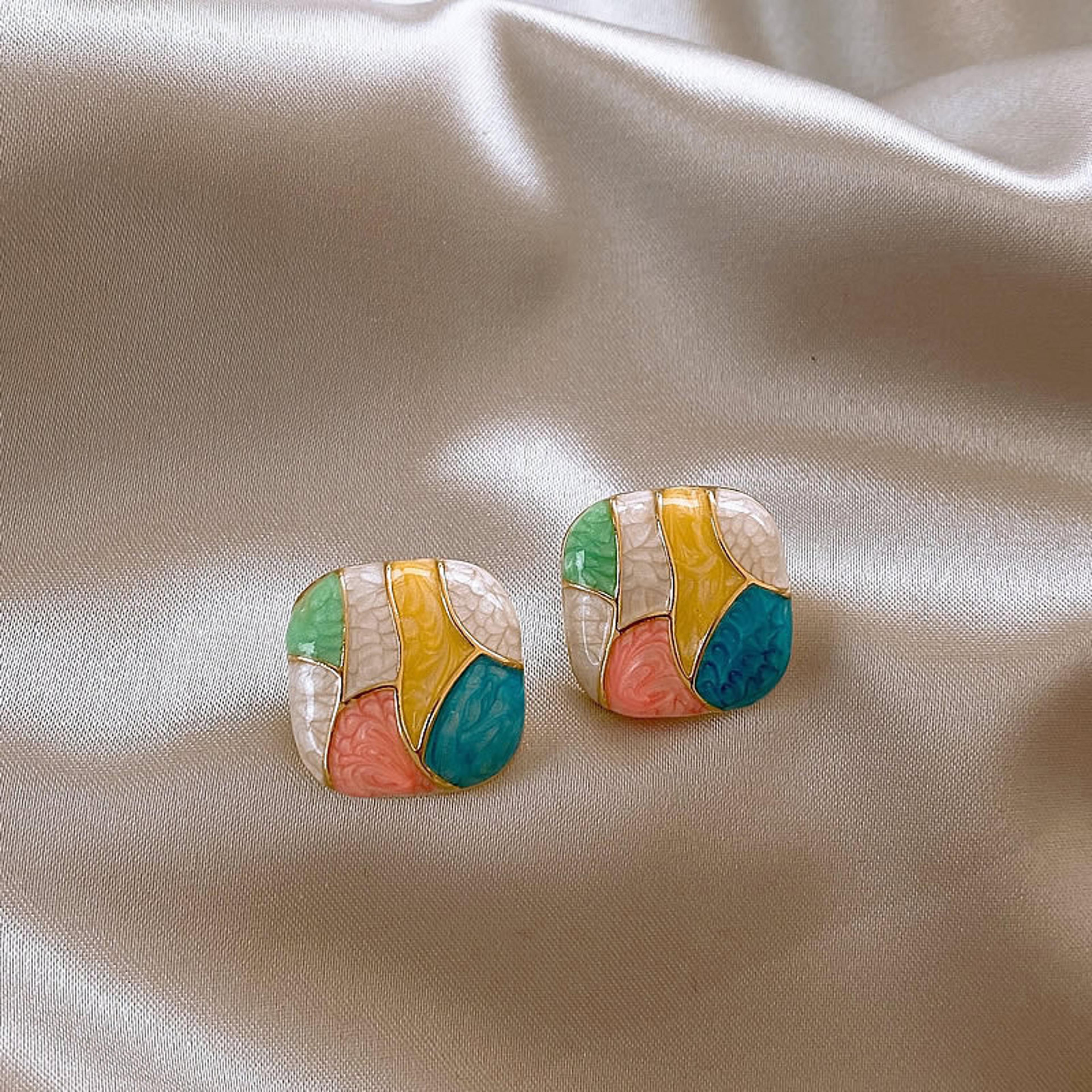 Retro Geometric Colorful Square Statement Earrings For Women Lightweight Fashion Jewelry 1