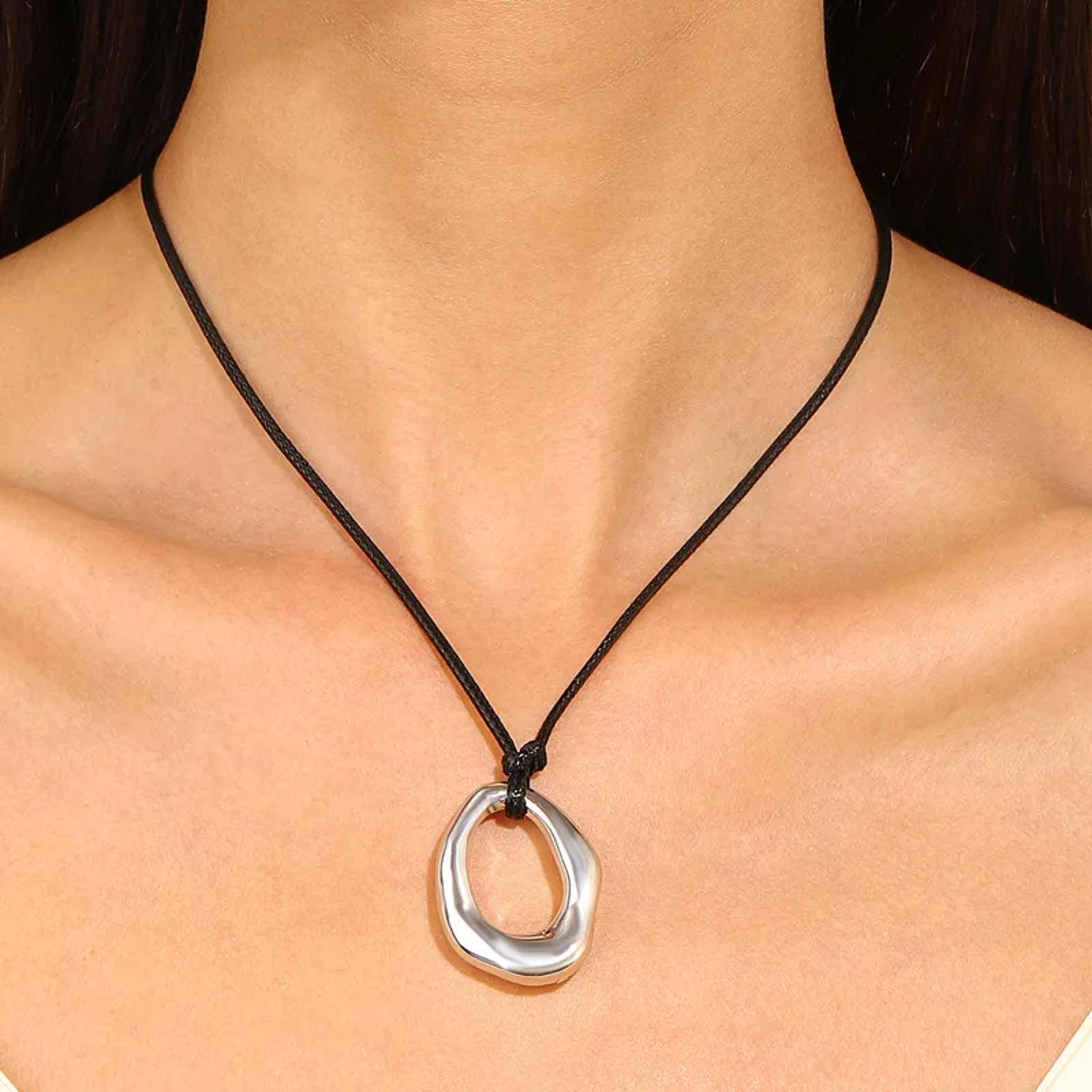 Irregular Bean Pendant Leather Cord Necklace Punk Pendant Necklace For Women With Vintage Metal Nec 1