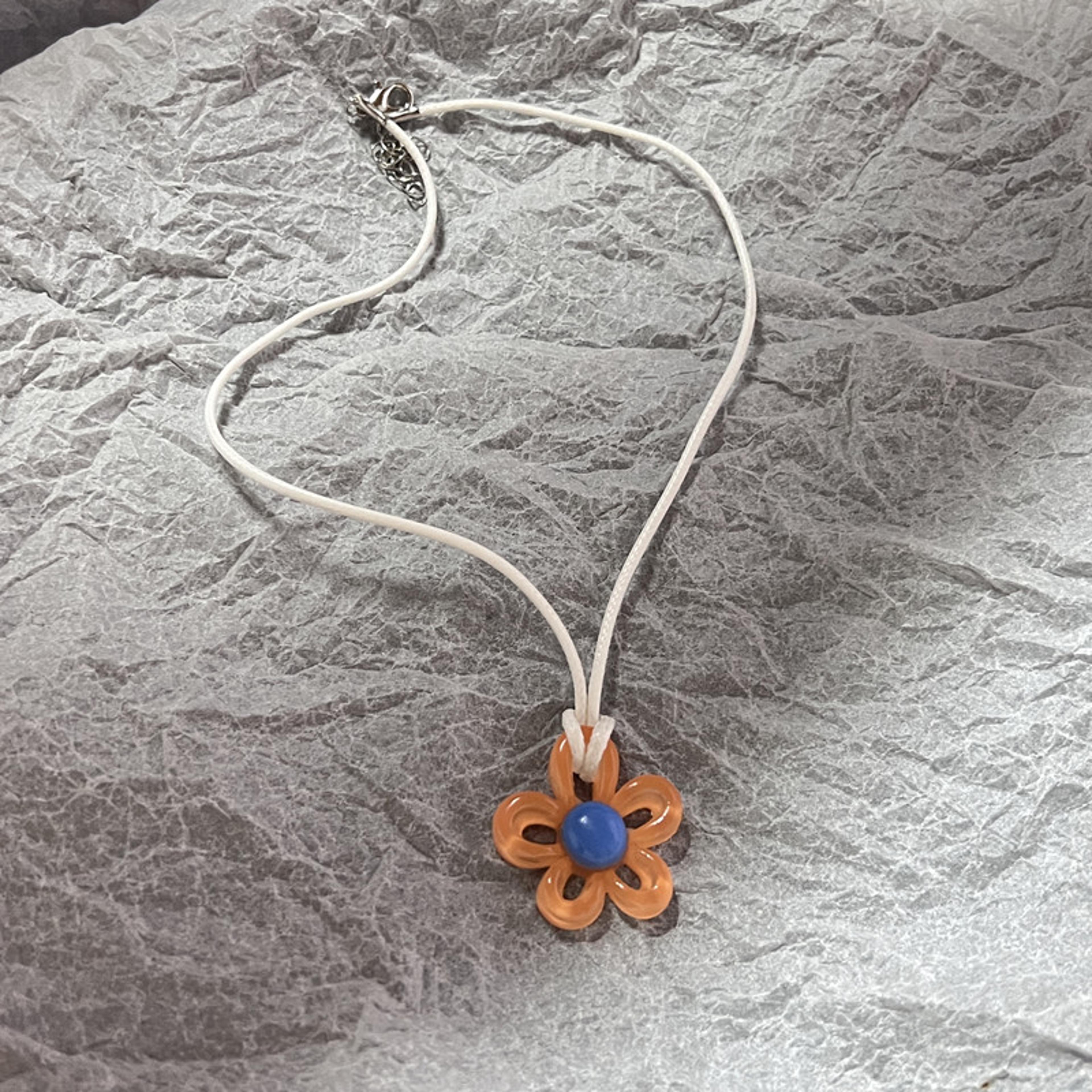 Beaded Flower Heart Necklace Retro Clavicle Chain For Women 2