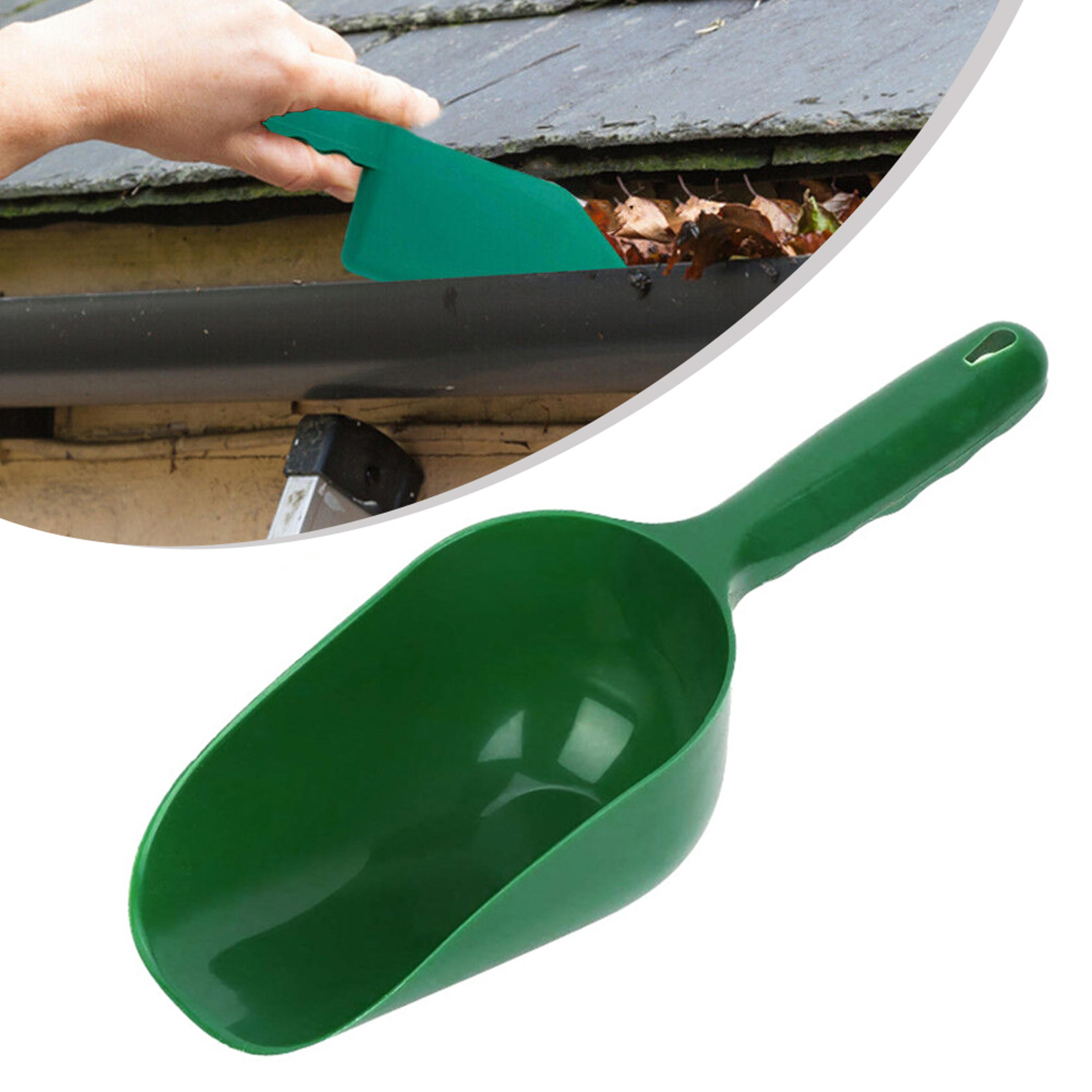 Durable Gutter Cleaning Scoop  Roof Debris Removal Tool 1