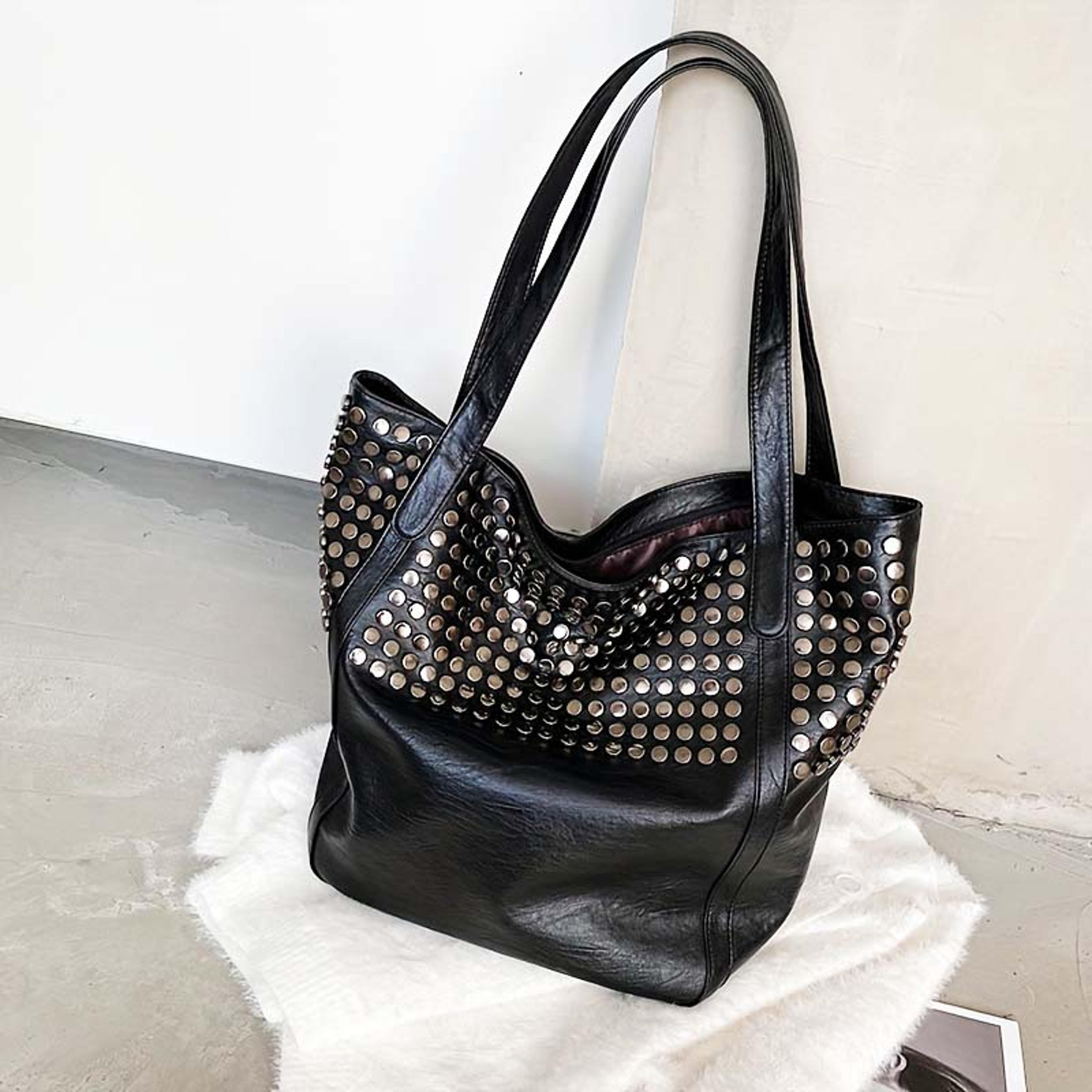 Rivet Accent Large Capacity Tote Bag For Women Stylish Shoulder Handbag Everyday Shopping Bag 6