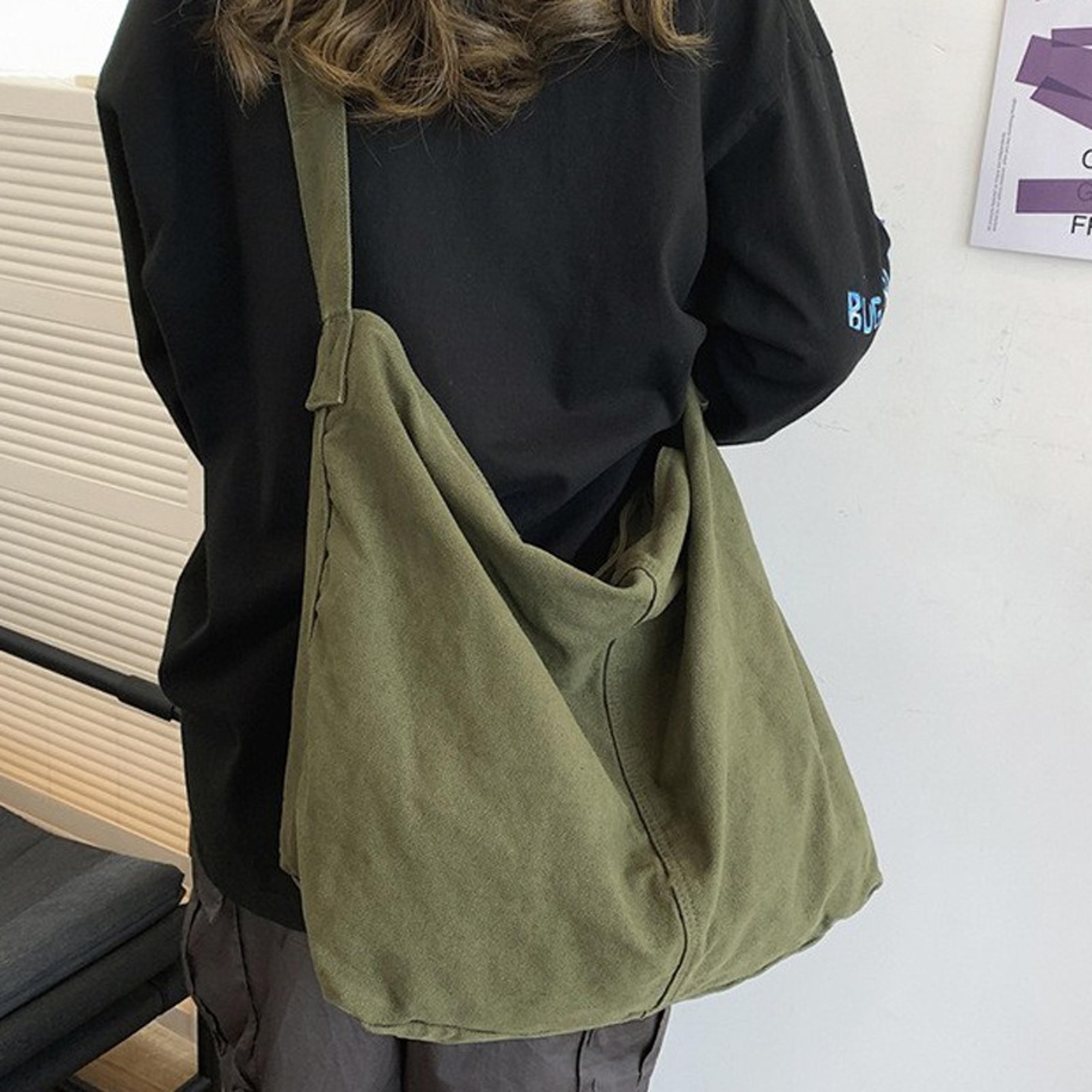 classic canvas everyday tote bag stylish medium tote bag for daily use