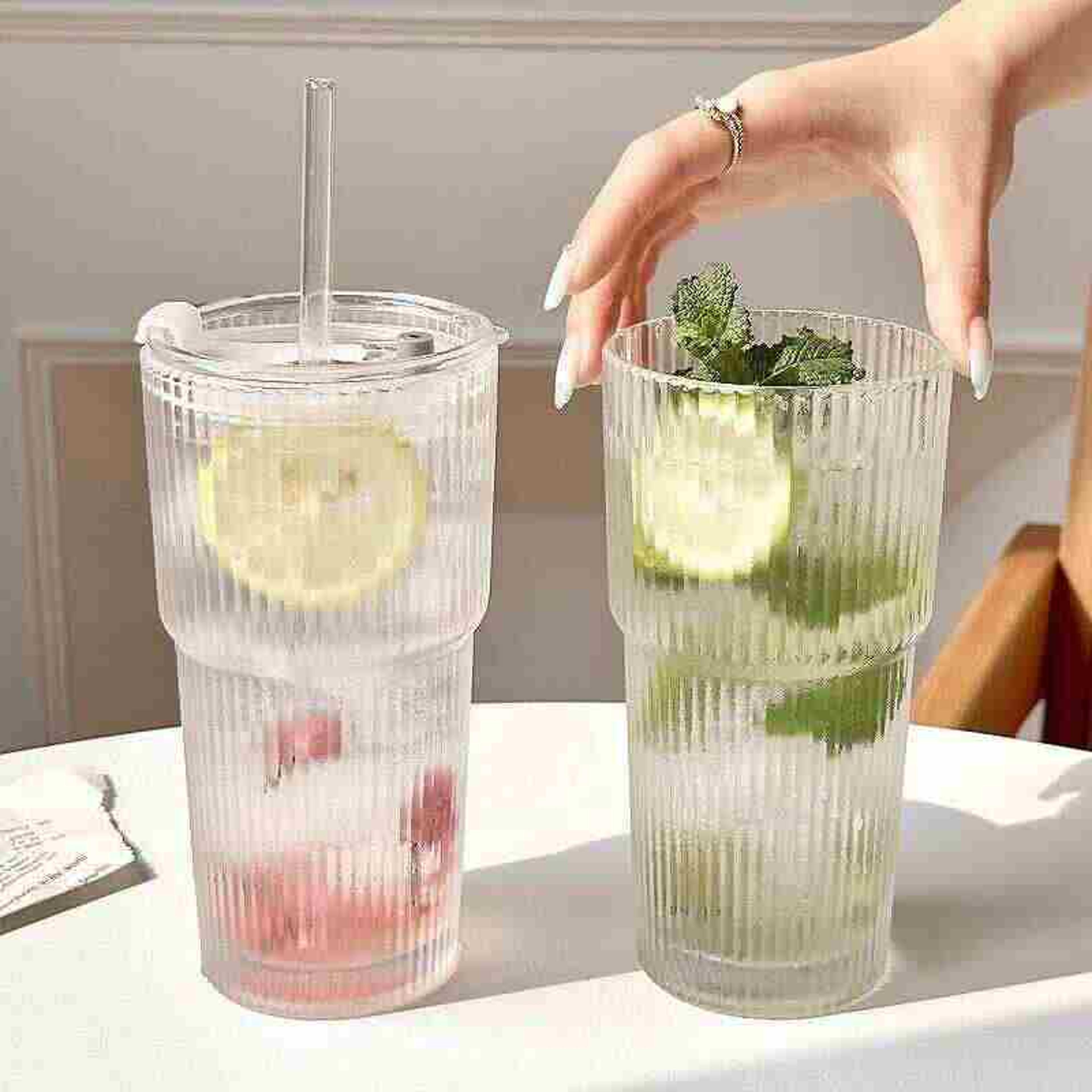 ribbed glass tumbler with lid and straw