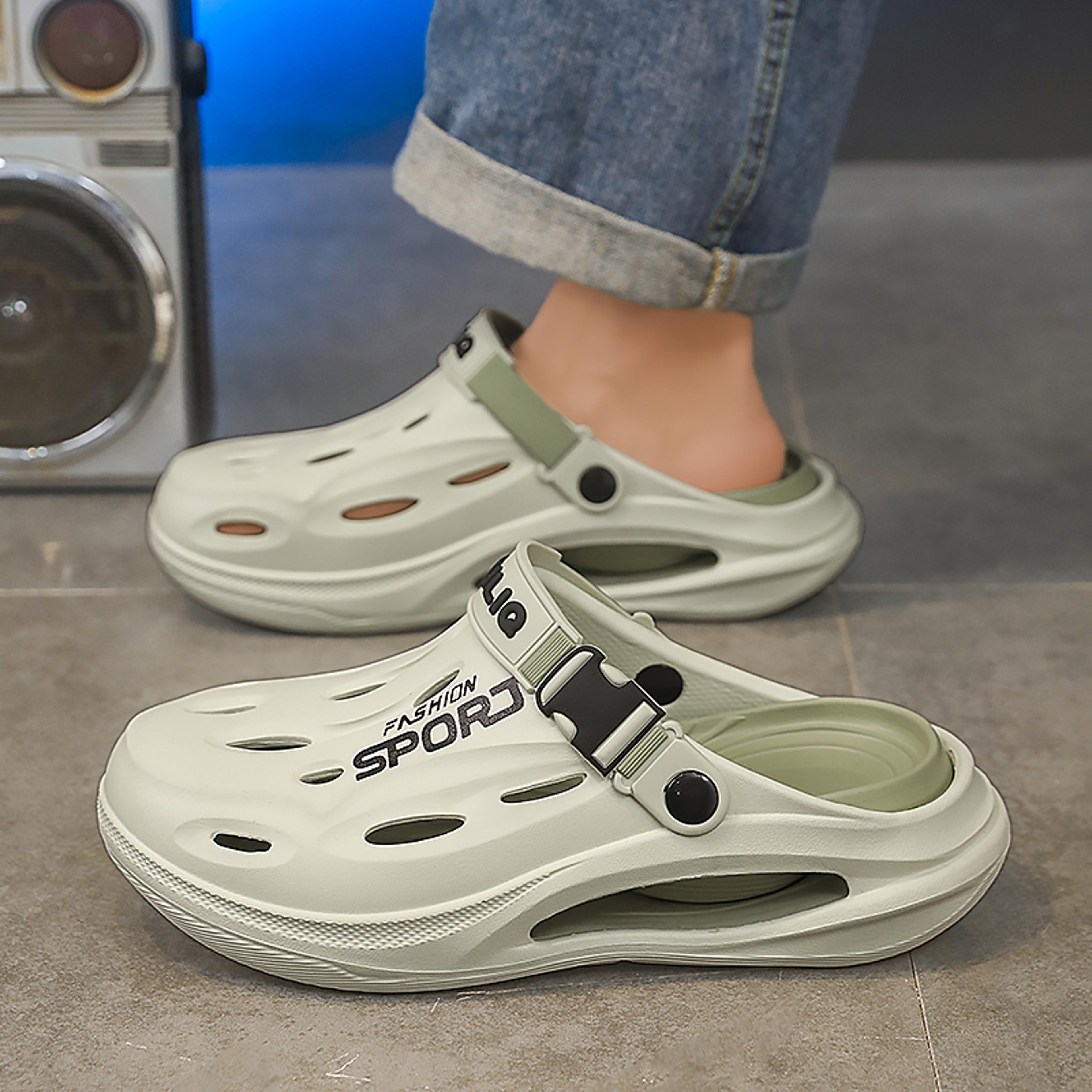 Mens Summer Clogs A Pair Of New NonSlip WearResistant Sports Beach Shoes SoftSoled Comfortable Driv 1