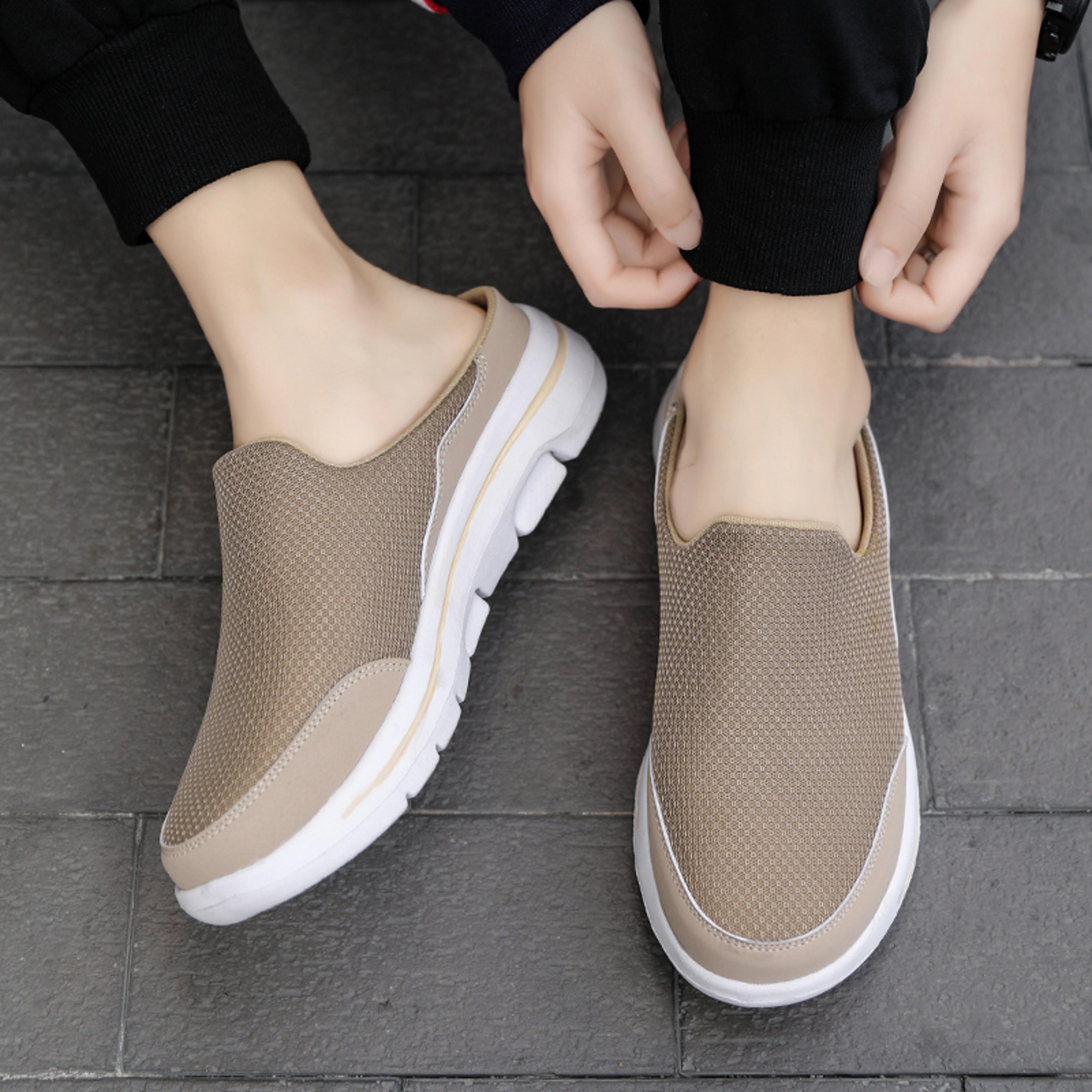 Men Slippers Summer Breathable Indoor Home Slippers Fashion Couple Slides Thick Sole Walking Shoes  1