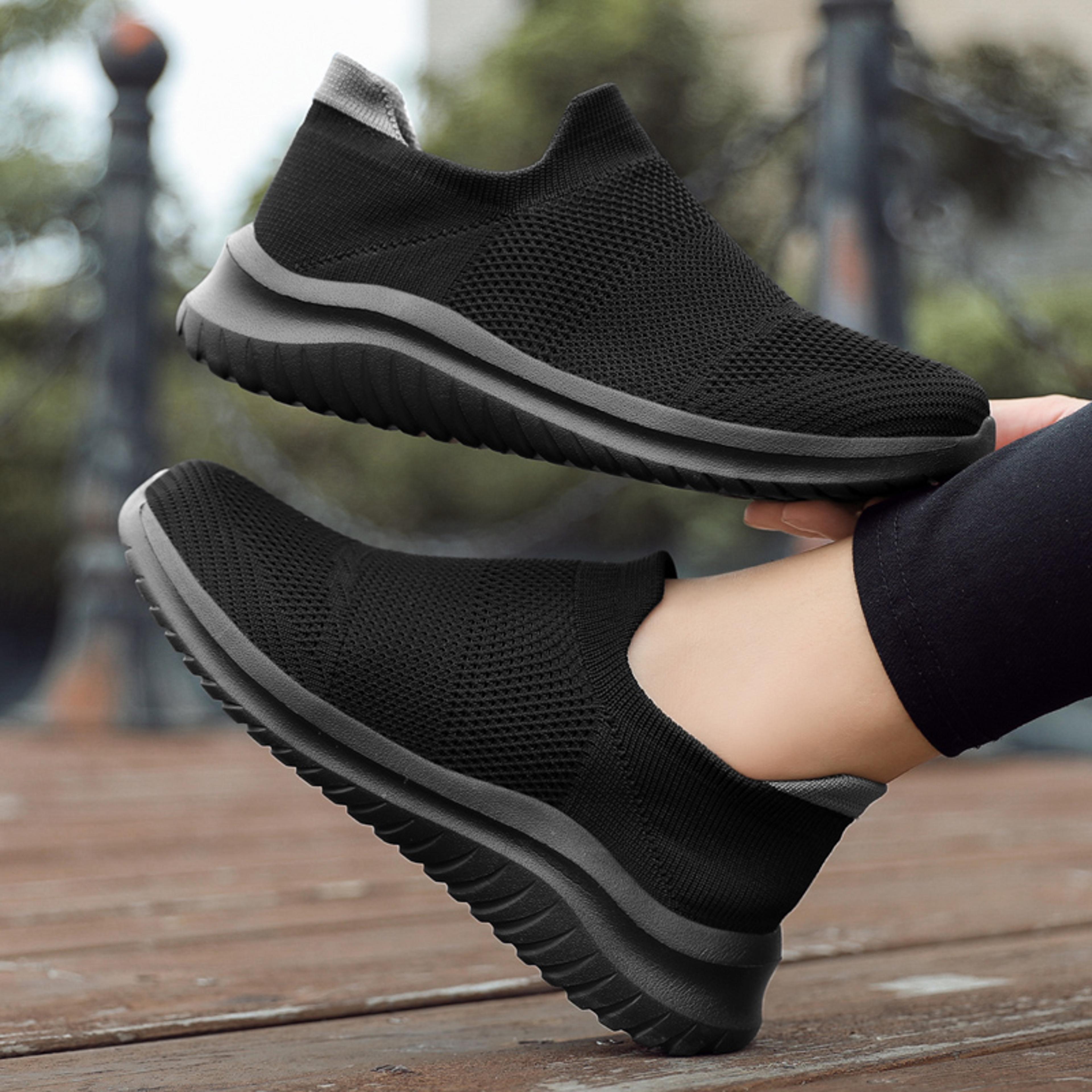 Lightweight Unisex SlipOn Sneakers Soft Sole Running Shoes For Men  Women Casual Walking Loafers 2