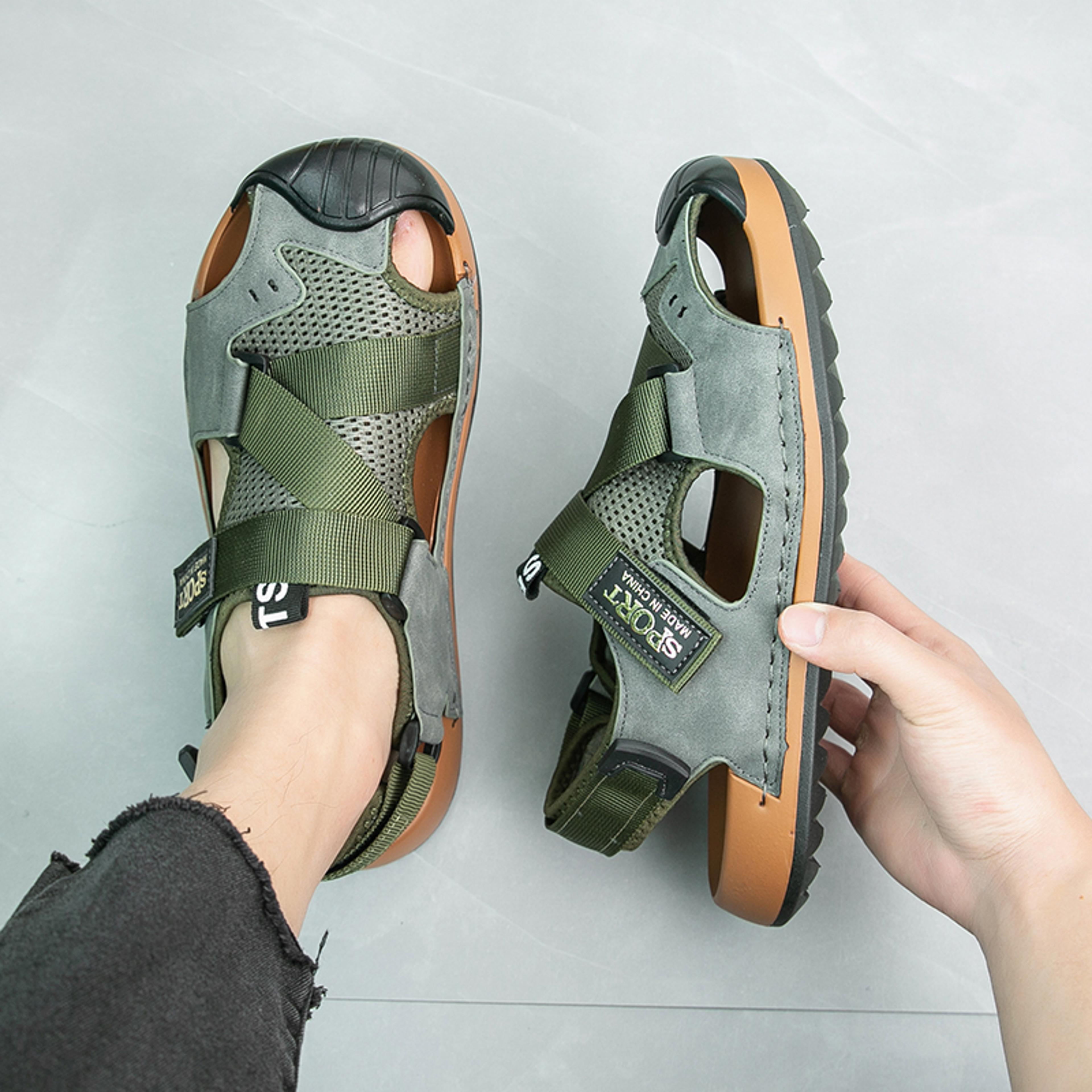breathable summer outdoor leather men sandals, waterproof casual shoes for men, anti-collision beach footwear