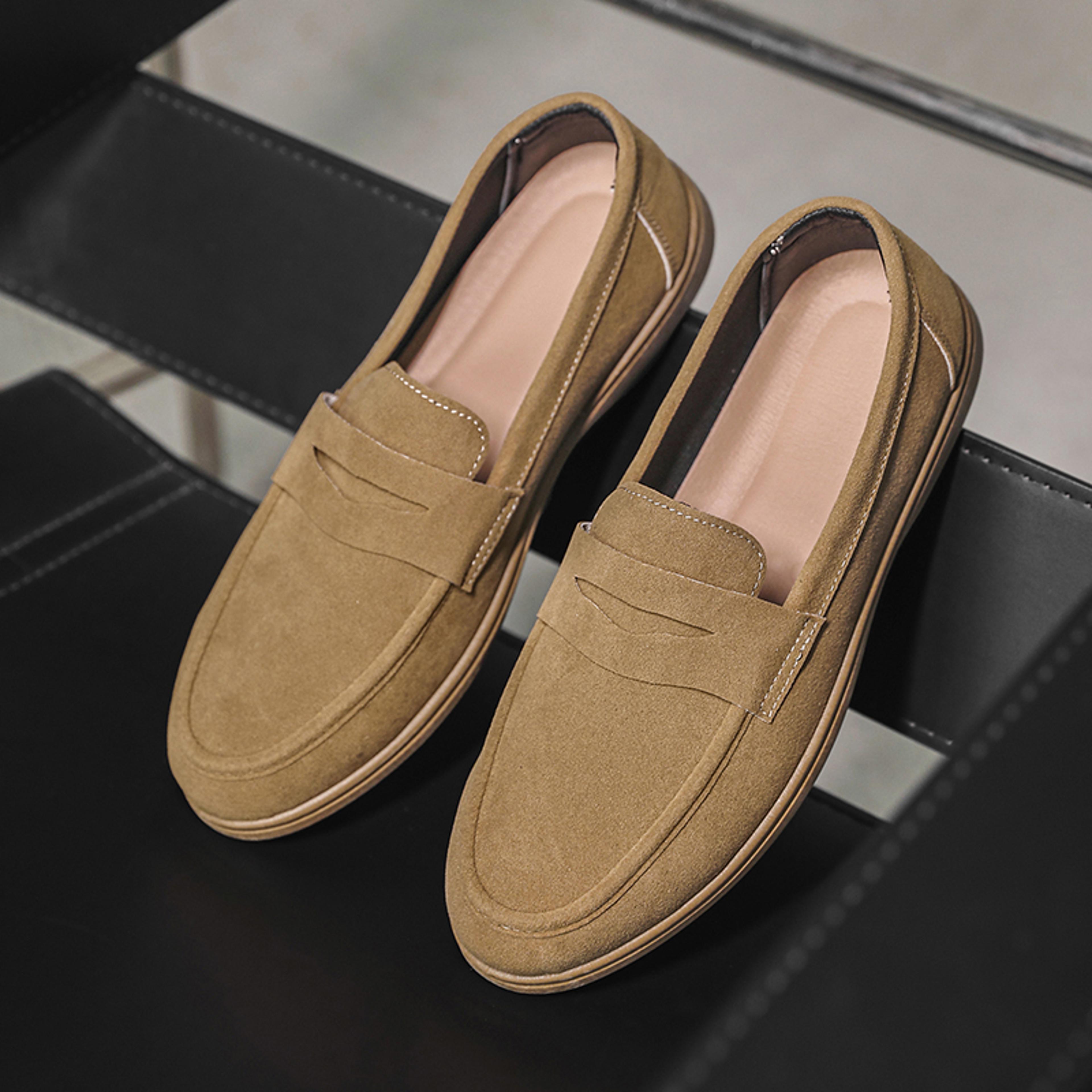 Mens Slip On Loafers Lightweight Breathable Comfort Outdoor Flats With Soft Non Slip Sole Hot Sale  2