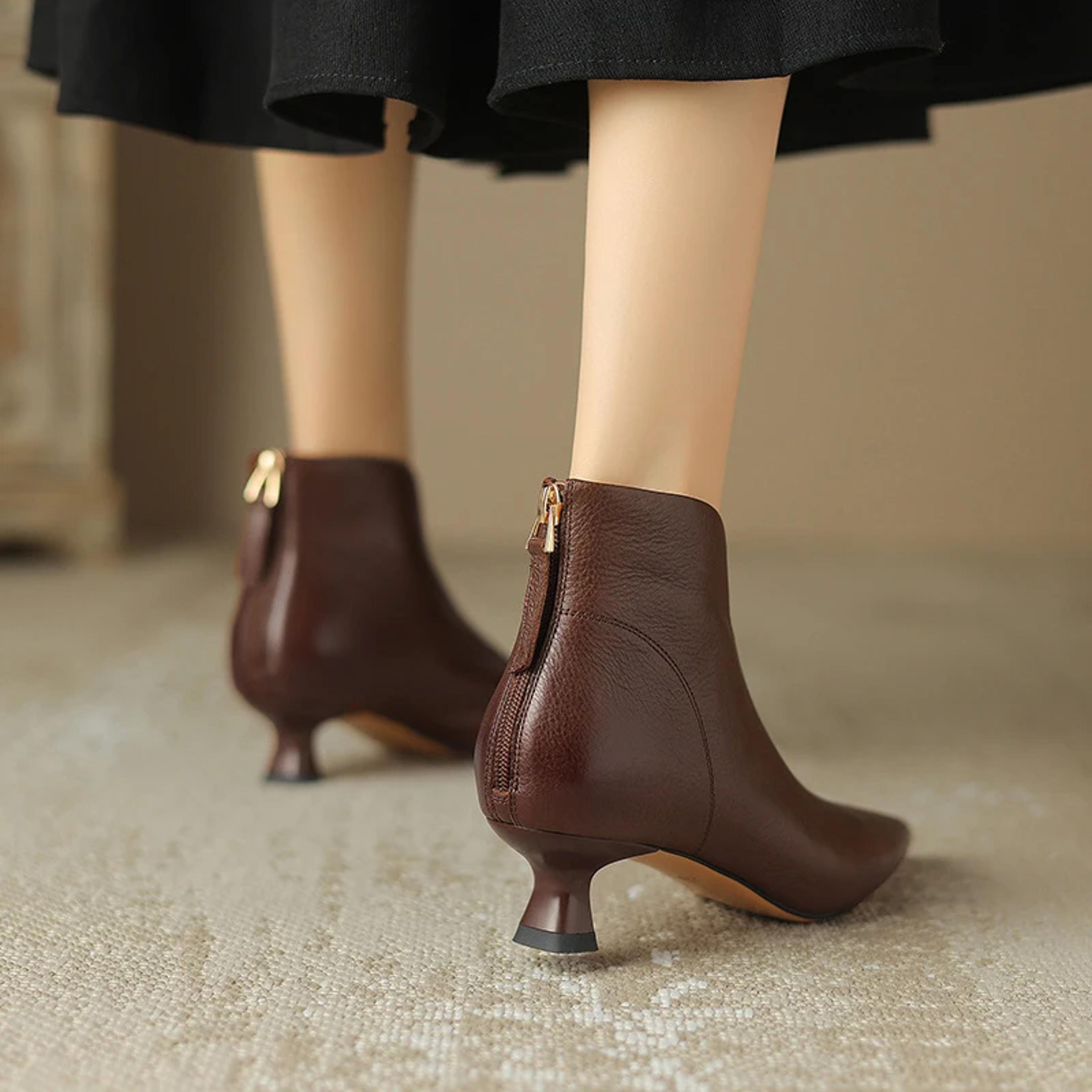Stylish Autumn Winter Pointed Toe Women Ankle Boots Fashion Vintage Short Booties With Square Heels 2