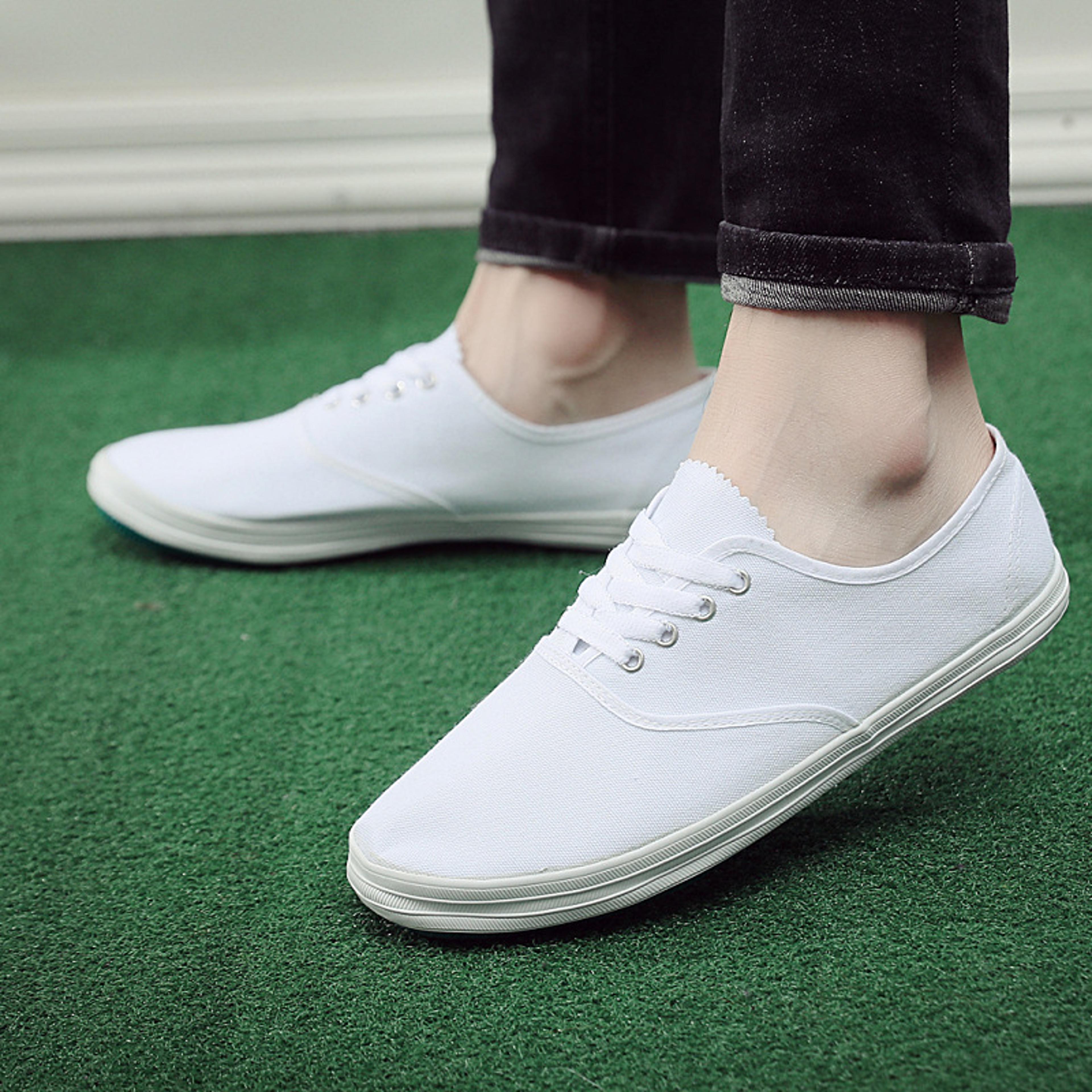 Casual Canvas SlipOn Work Shoes Spring  Autumn Lightweight White Lazy Designer Labor Insurance Shoe 1