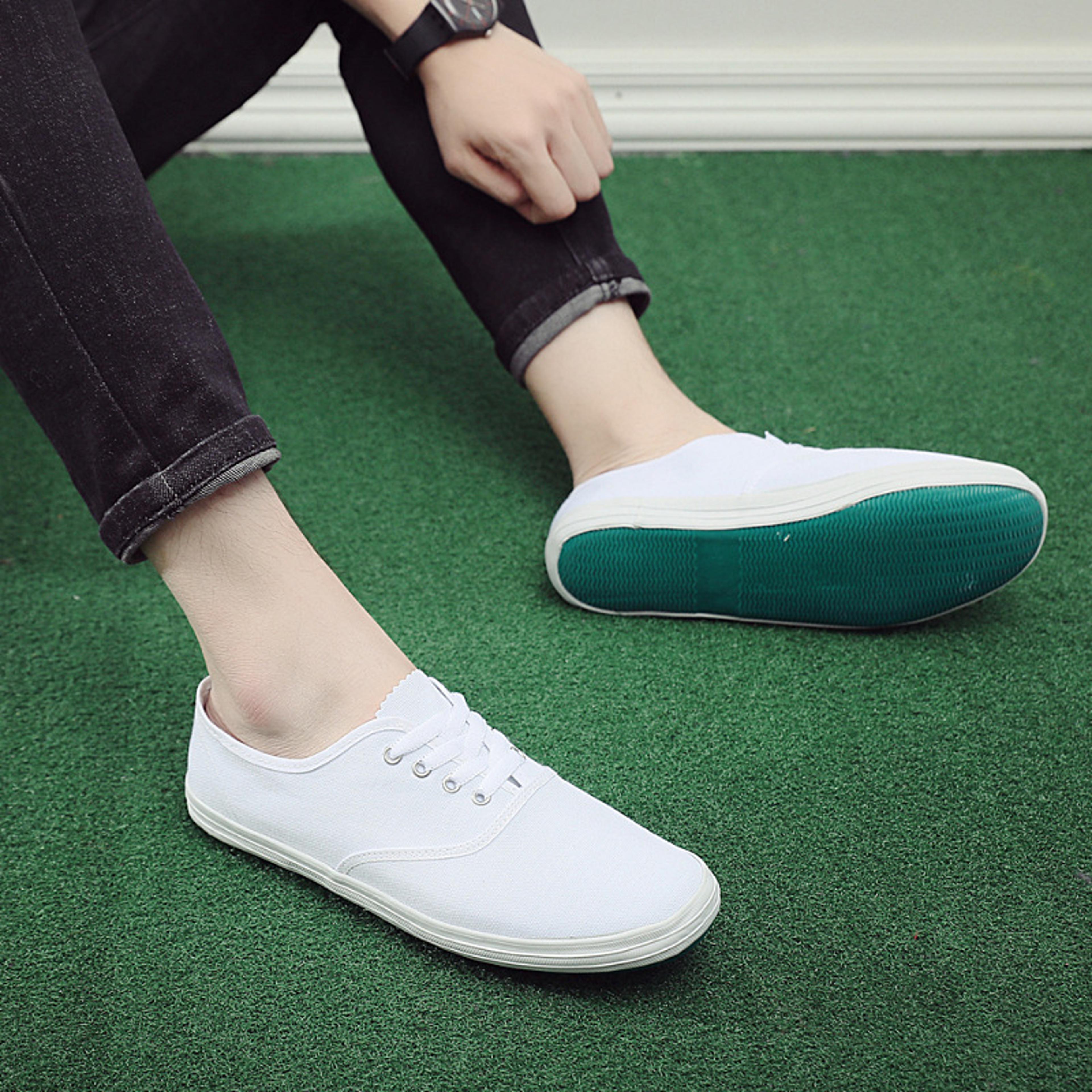 Casual Canvas SlipOn Work Shoes Spring  Autumn Lightweight White Lazy Designer Labor Insurance Shoe 2