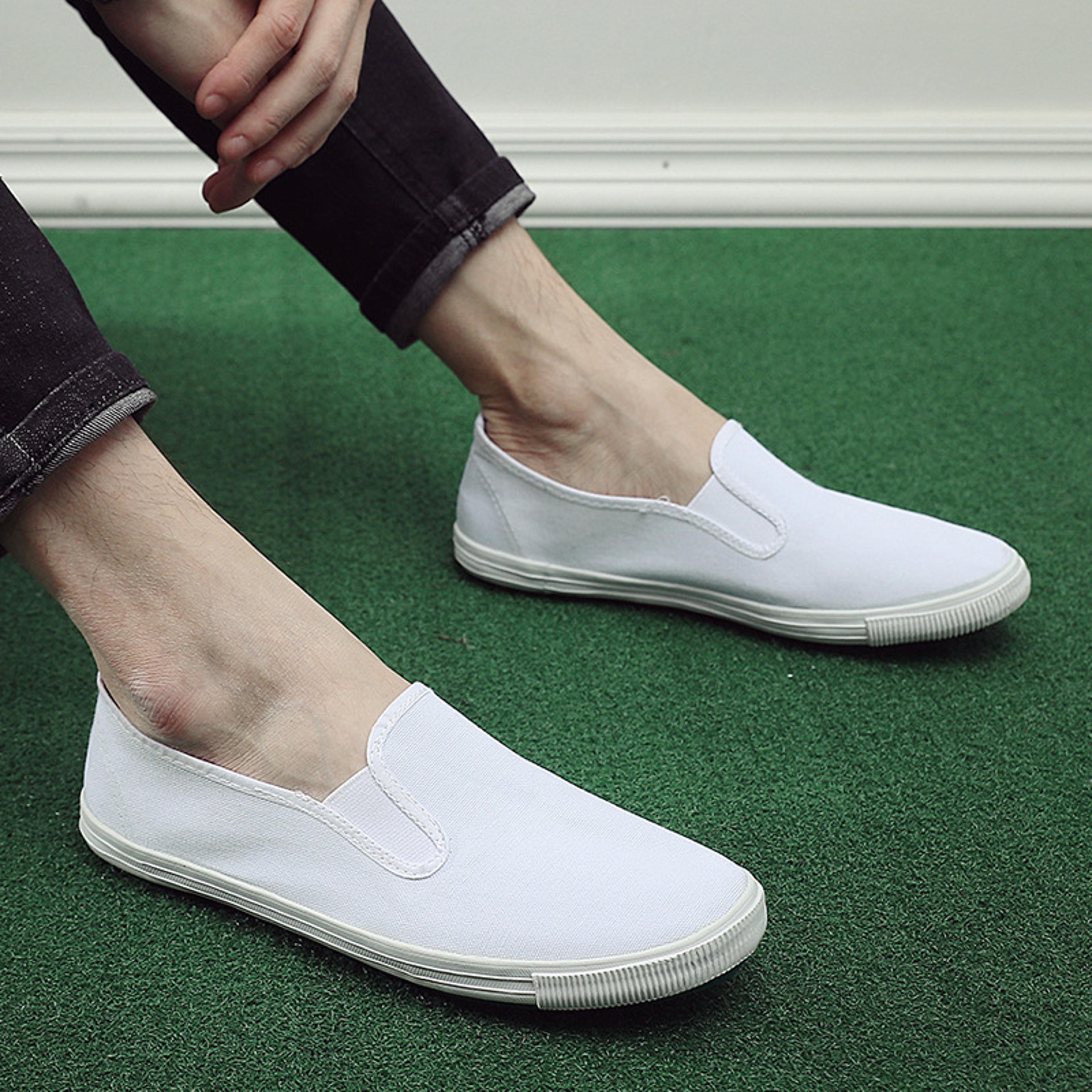 New Casual Lazy Slipon Work Shoes Unisex Canvas White Designer Labor Insurance Shoes 6