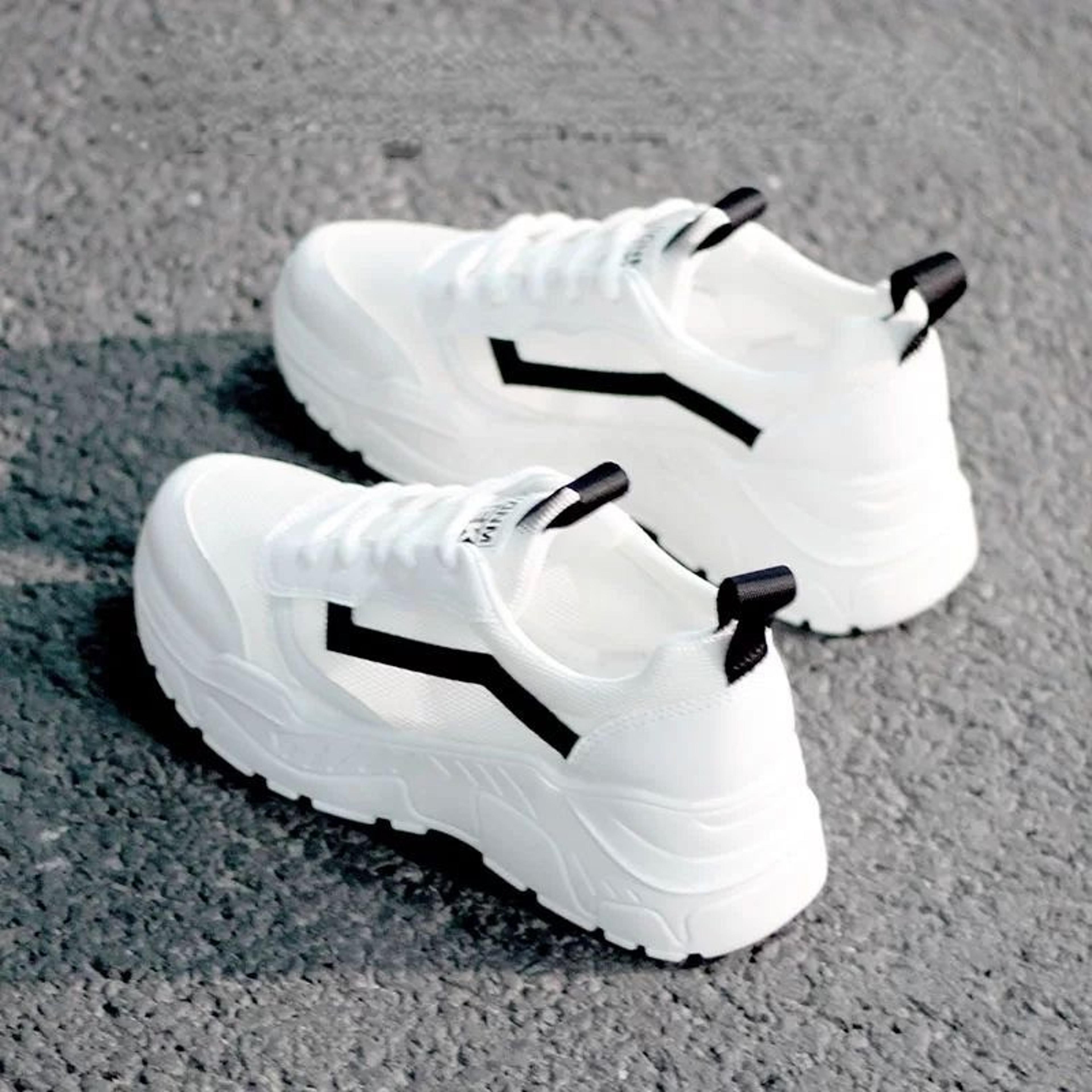 Breathable Mesh Sneakers Womens Casual Shoes Comfortable White Flat Vulcanized Shoes 1