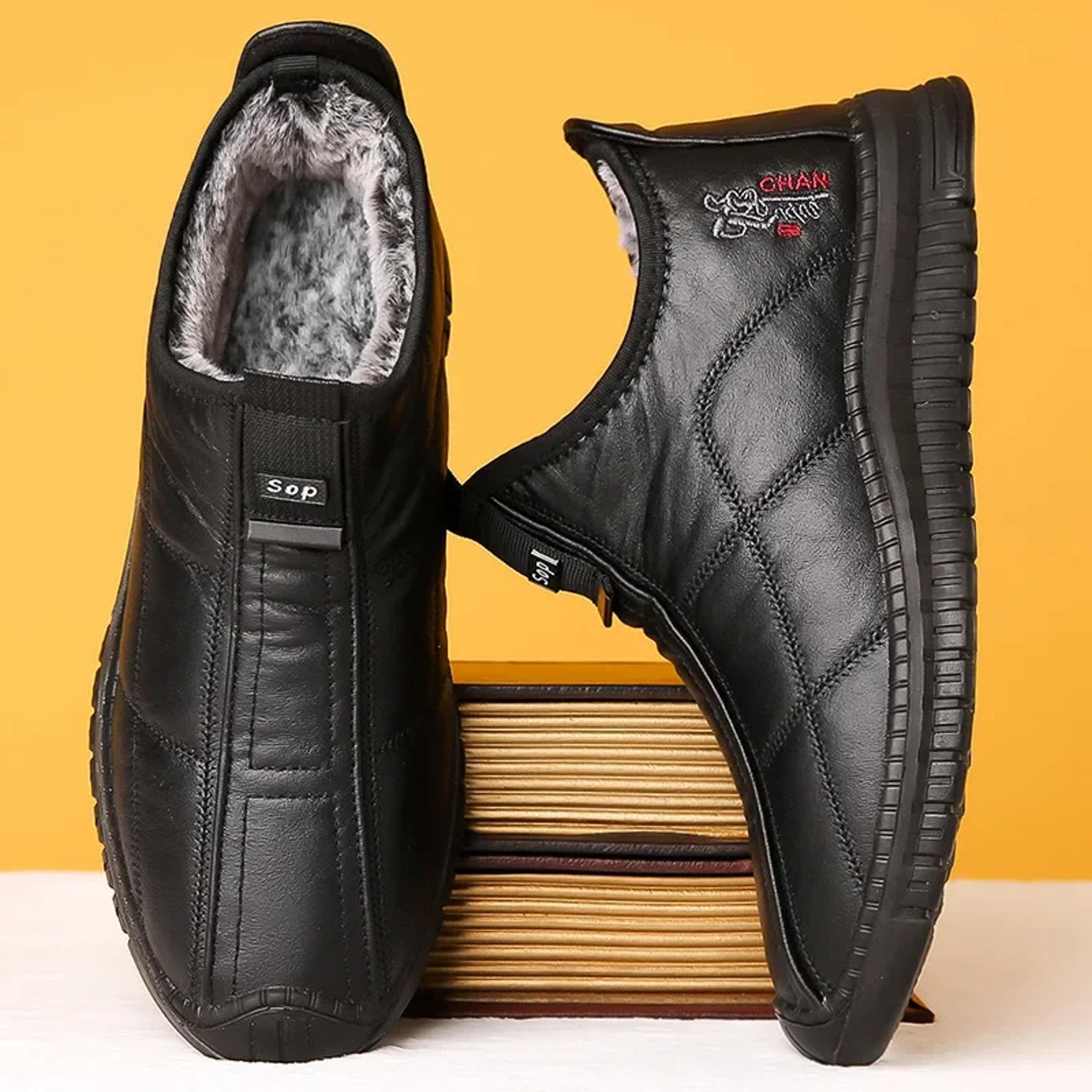 Warm Waterproof Winter Mens Boots Non Slip Thick Walking Boots Platform Boots Oversized Work Shoes  2