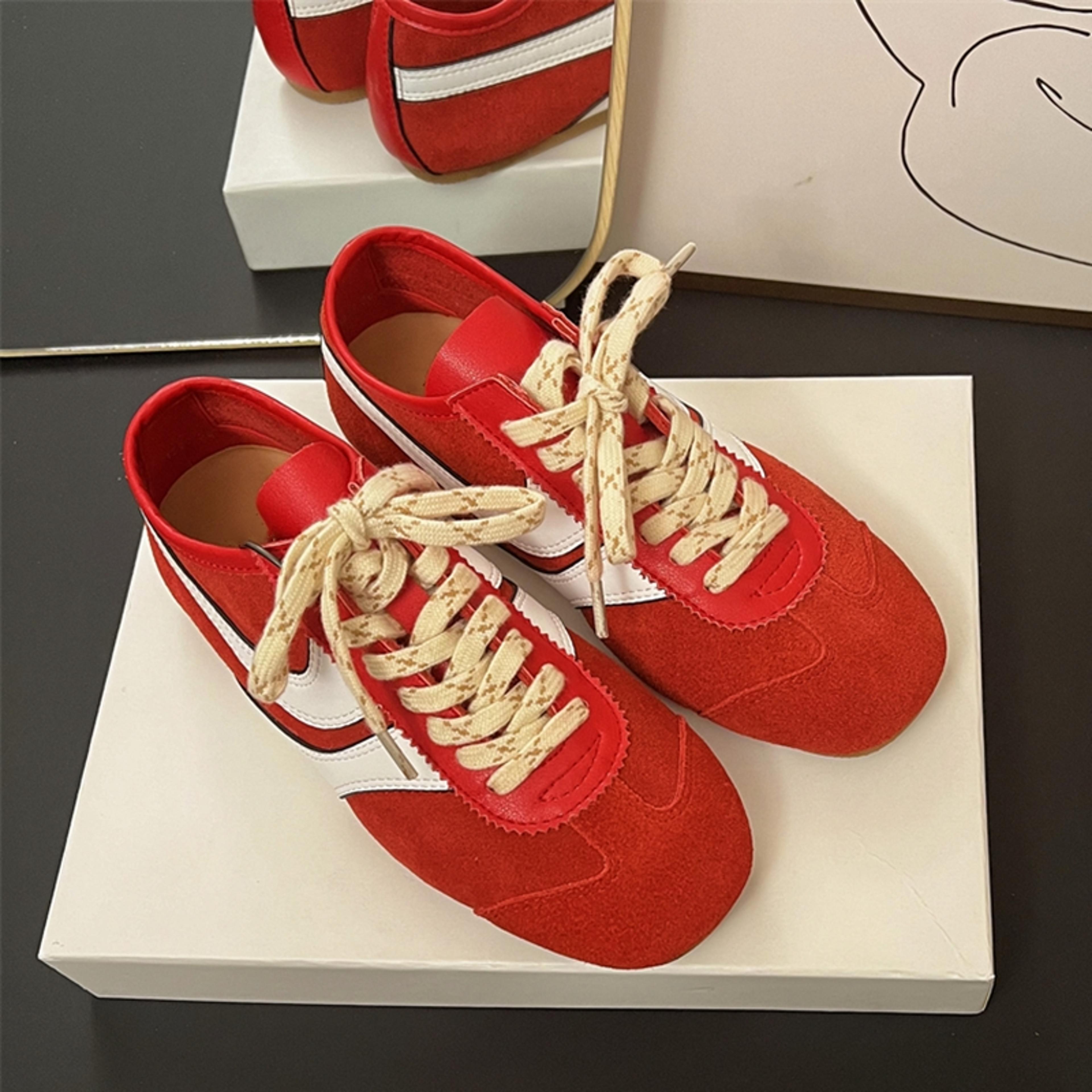 Women Retro Training Shoes German Genuine Leather Sneakers Laceup Flat Forrest Gump Style 2