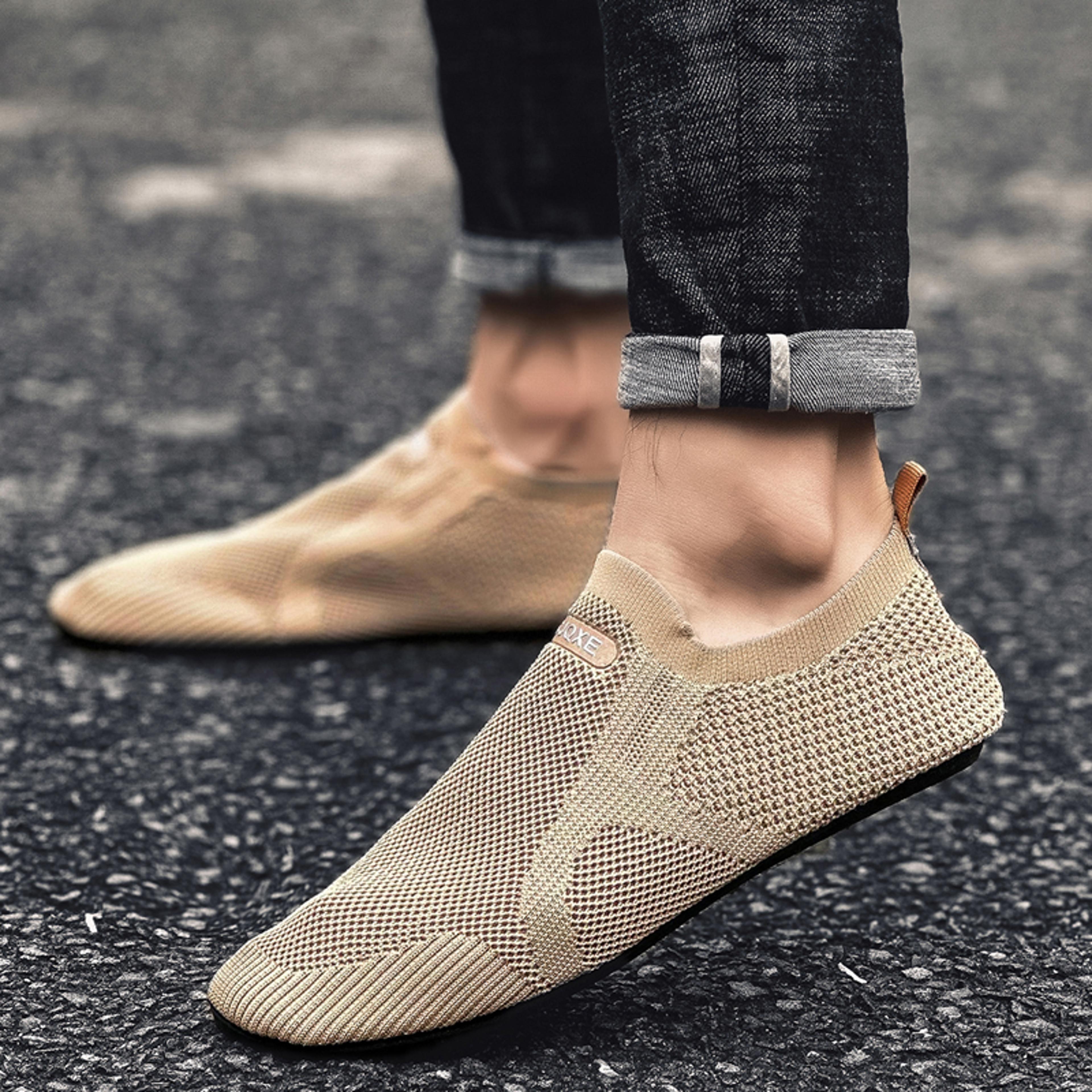 High Quality Fashion Casual Footwear Breathable Mens Running Shoes Antislip Lightweight Mans Walkin 1