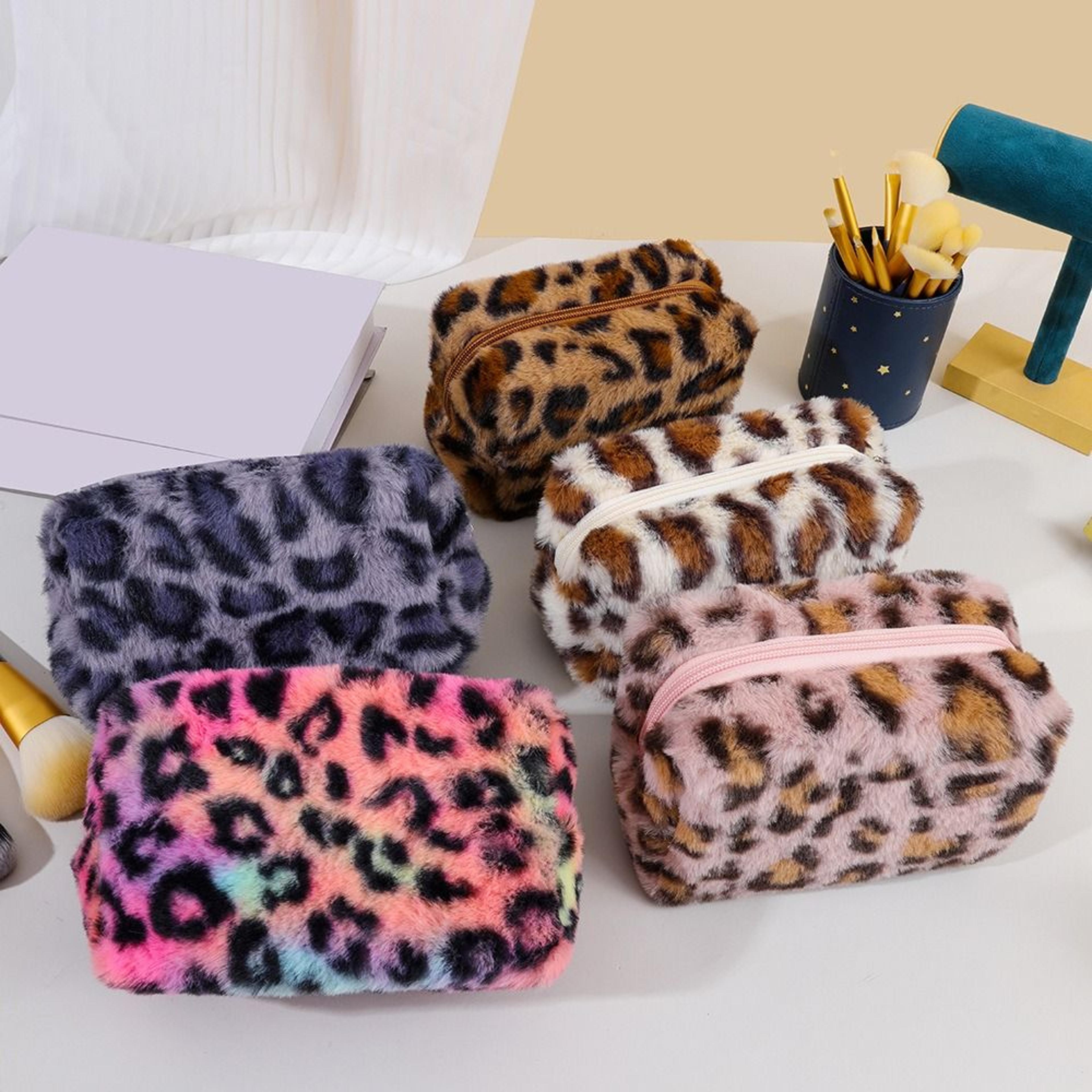 Fashion Leopard Print Makeup Bag High Quality Large Capacity Zipper Toiletry Bag Portable Plush Tra 2