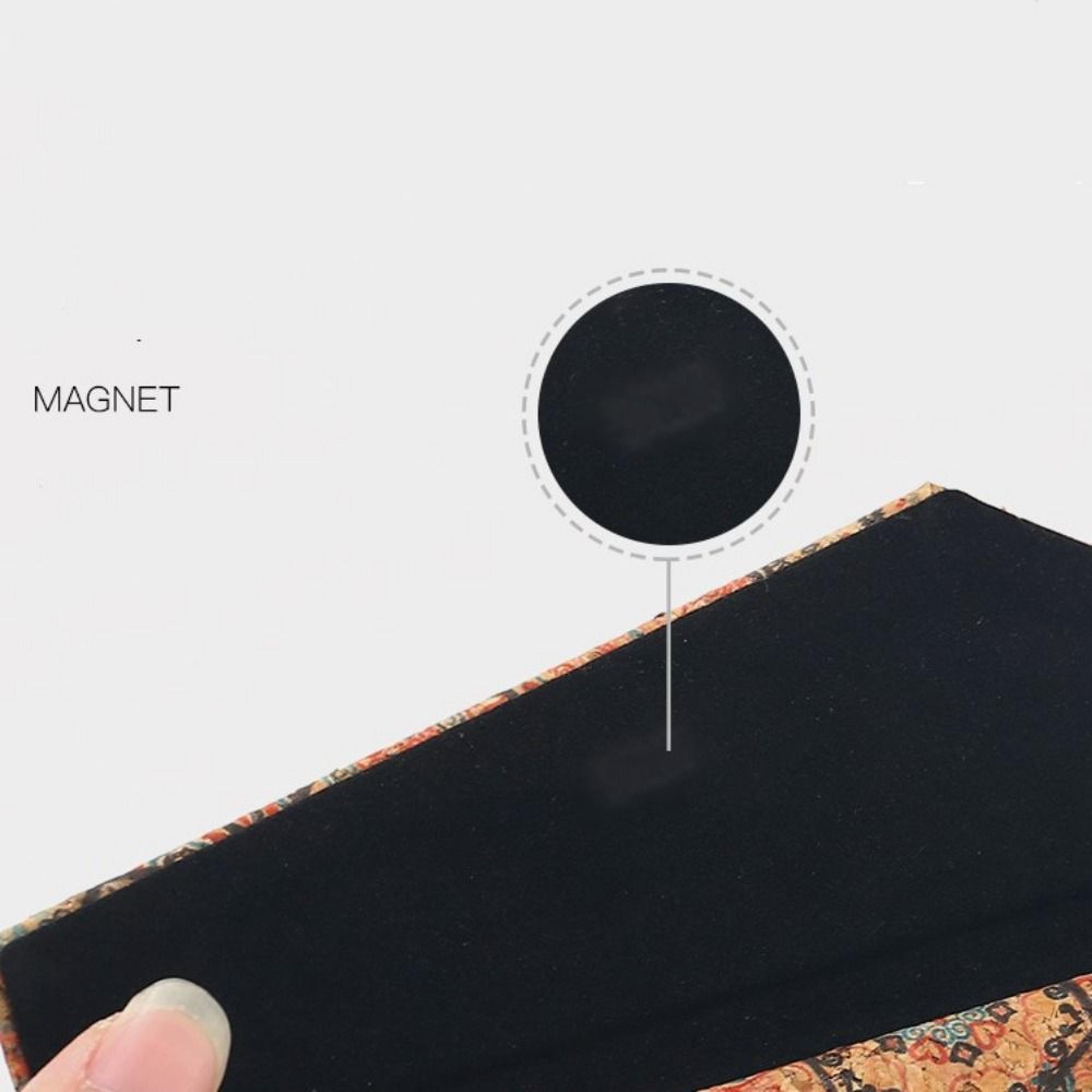Retro Totem Folding Triangle Glasses Case Portable Travel Storage Box For Women Stylish Sunglasses  3
