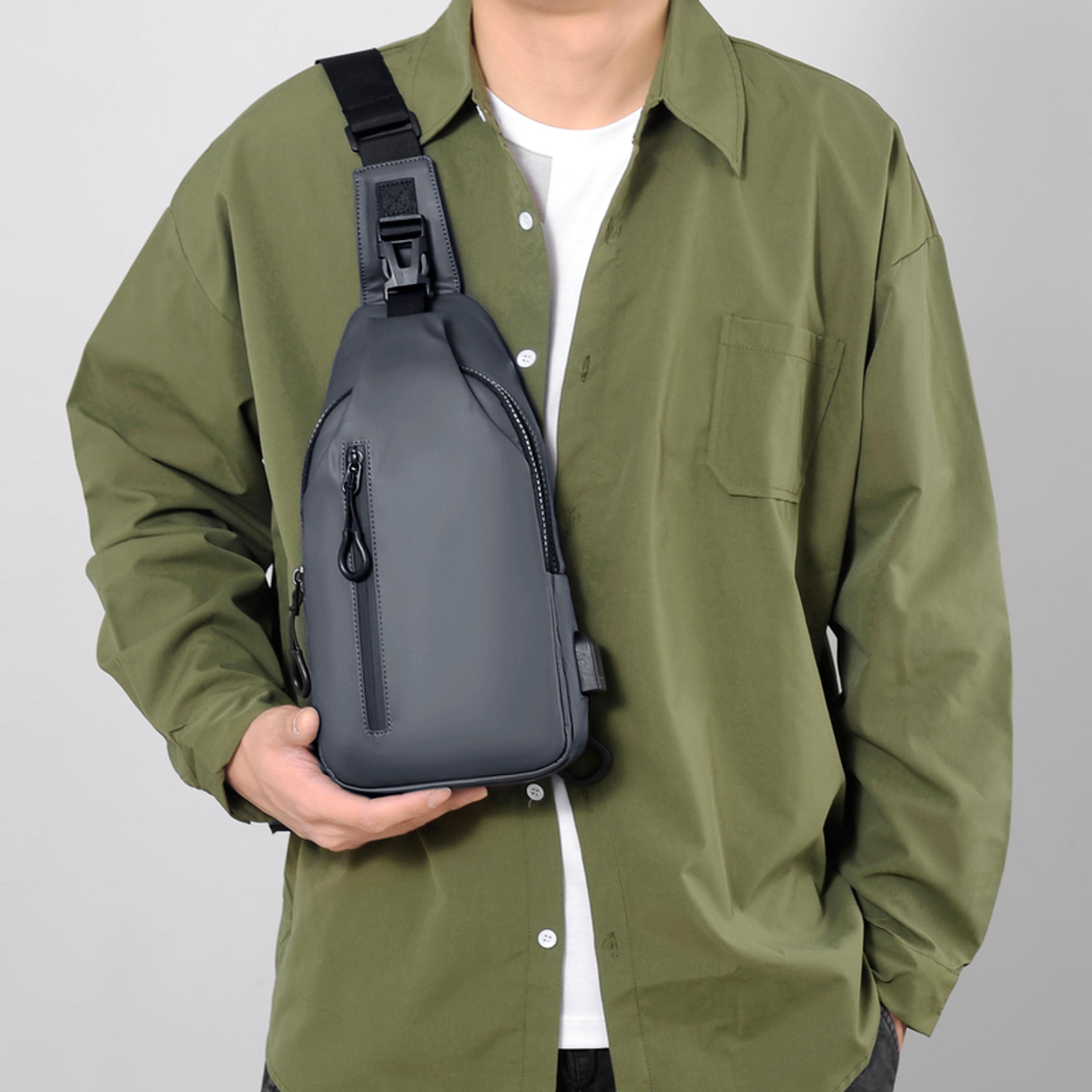 Mens Cross Bag Multifunctional Chest Bag Adjustable Shoulder Strap USB Charging Port Daily Commutin 1