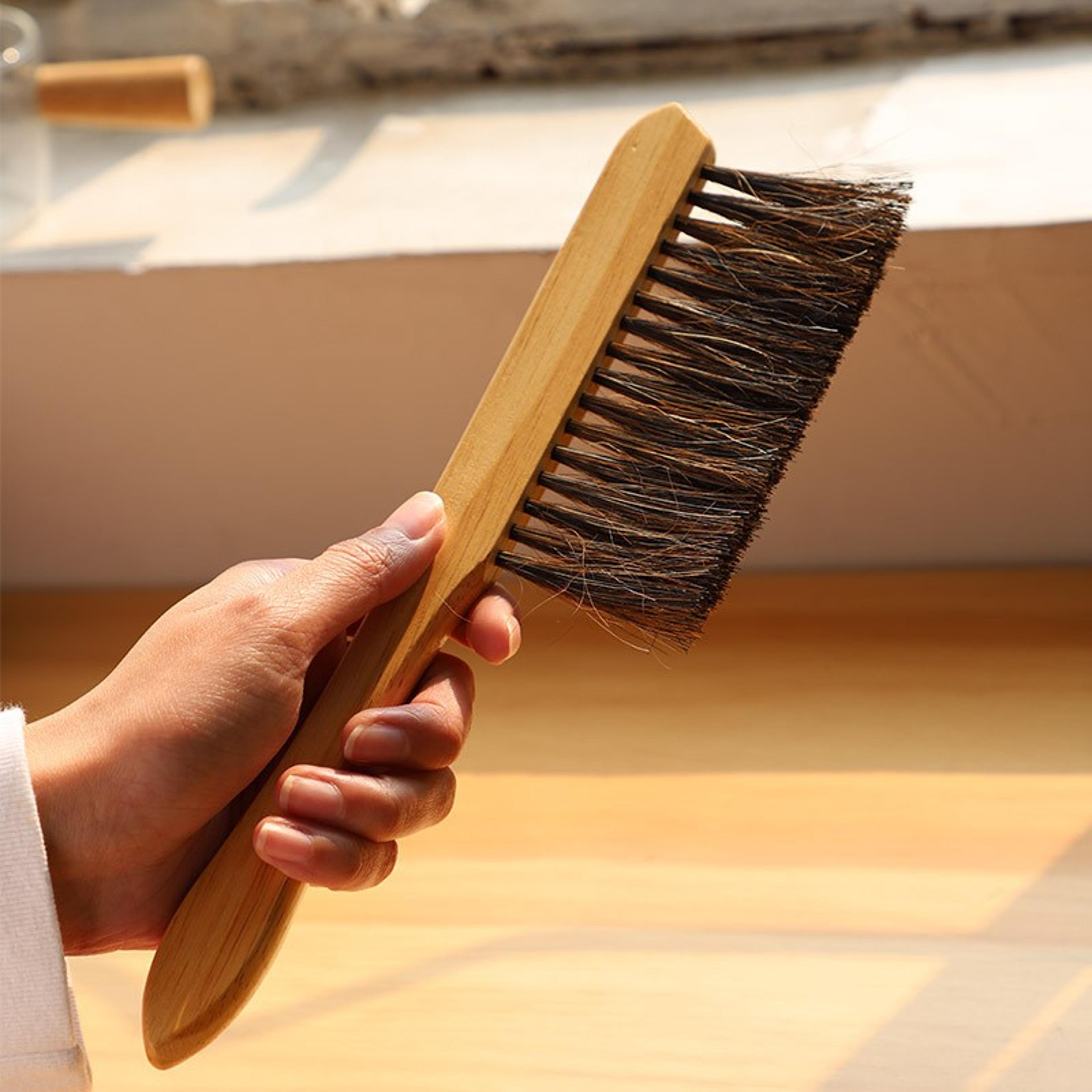 Sweep Horse Tail Hair Brush Wood New Beekeeping Equipment Wasp Bee High Quality Honey Brush Beekeep 0