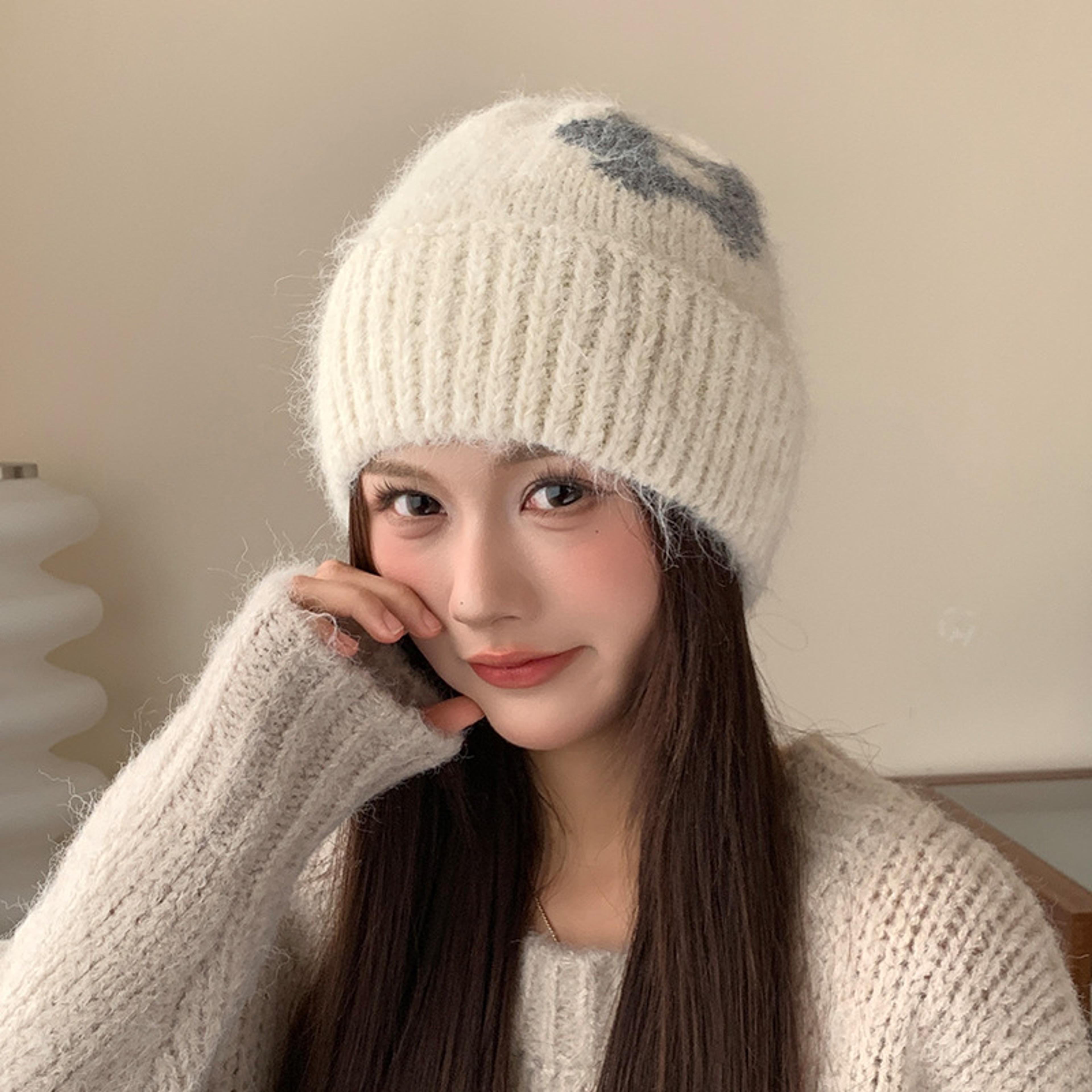 Korean Style Womens Winter Hat With Flower And Ear Protection Wool Hat Big Head Circumference Wool  4