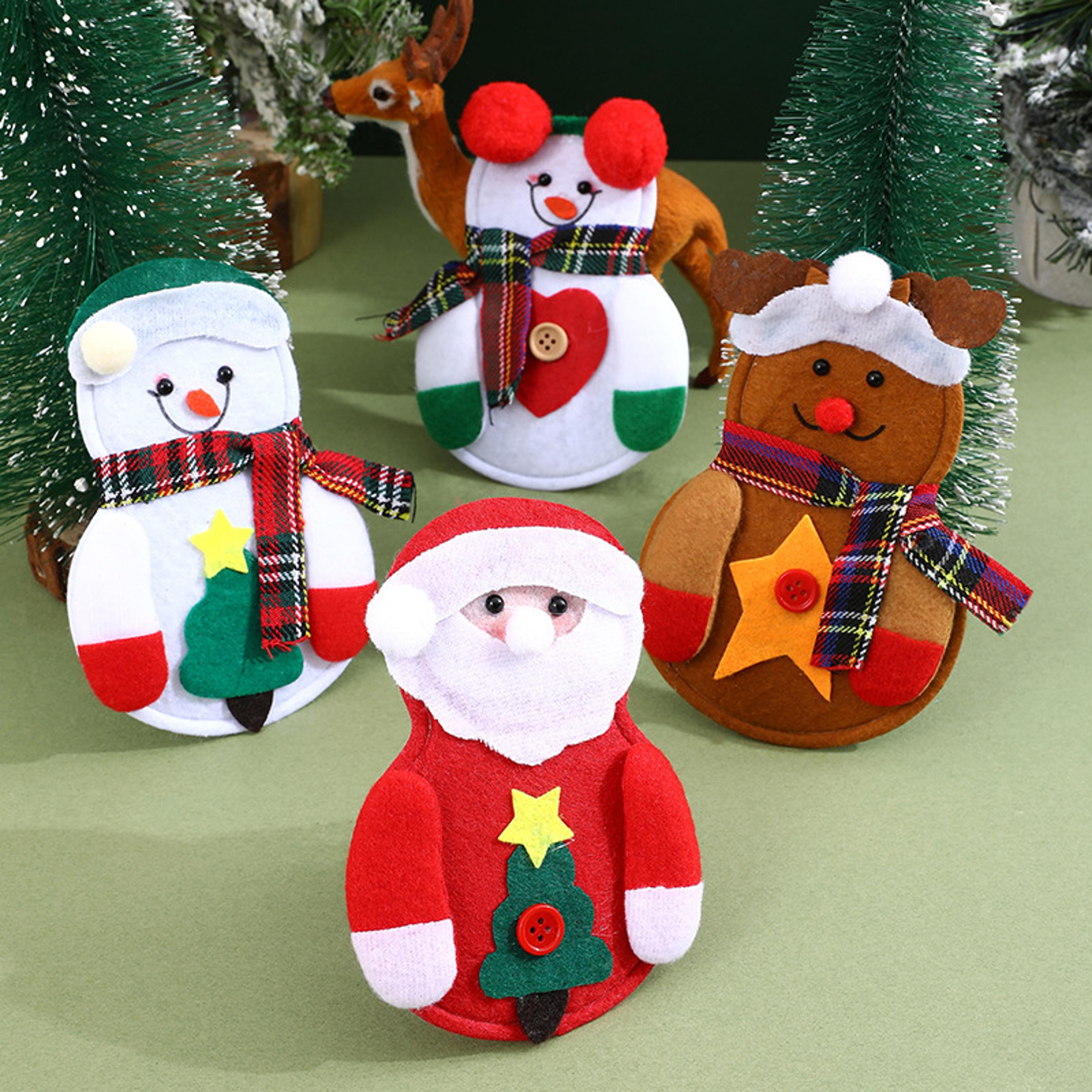 Knife Fork Tableware Holders 4pcs Christmas Cutlery Bag Pocket Christmas Dinner Table Ornaments 2