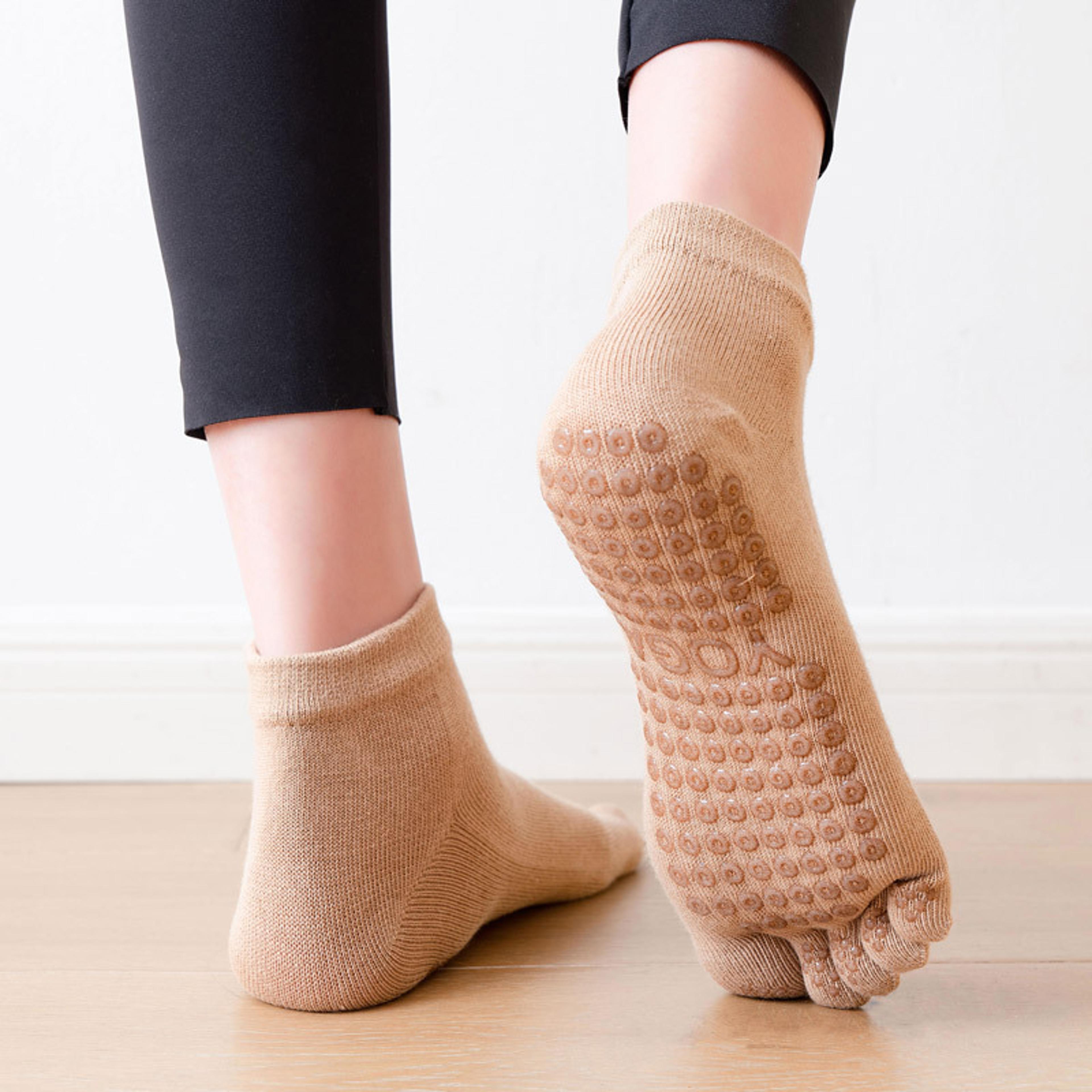 Breathable Yoga Socks Nonslip Pilates Dance Gym Socks Cotton QuickDry Fitness Socks For Women 8