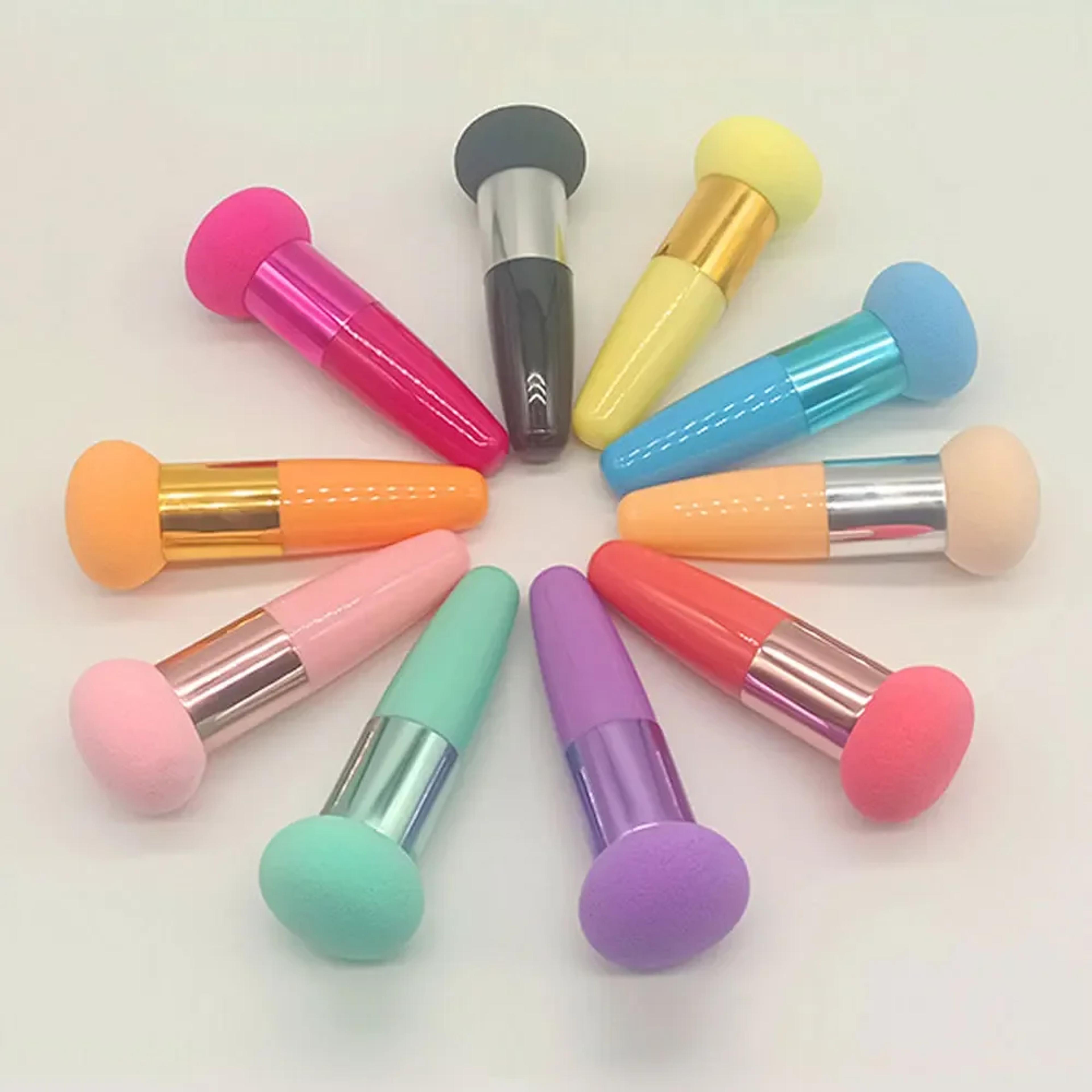 Mushroom Head Makeup Sponge Brush For Flawless Foundation Blending 2