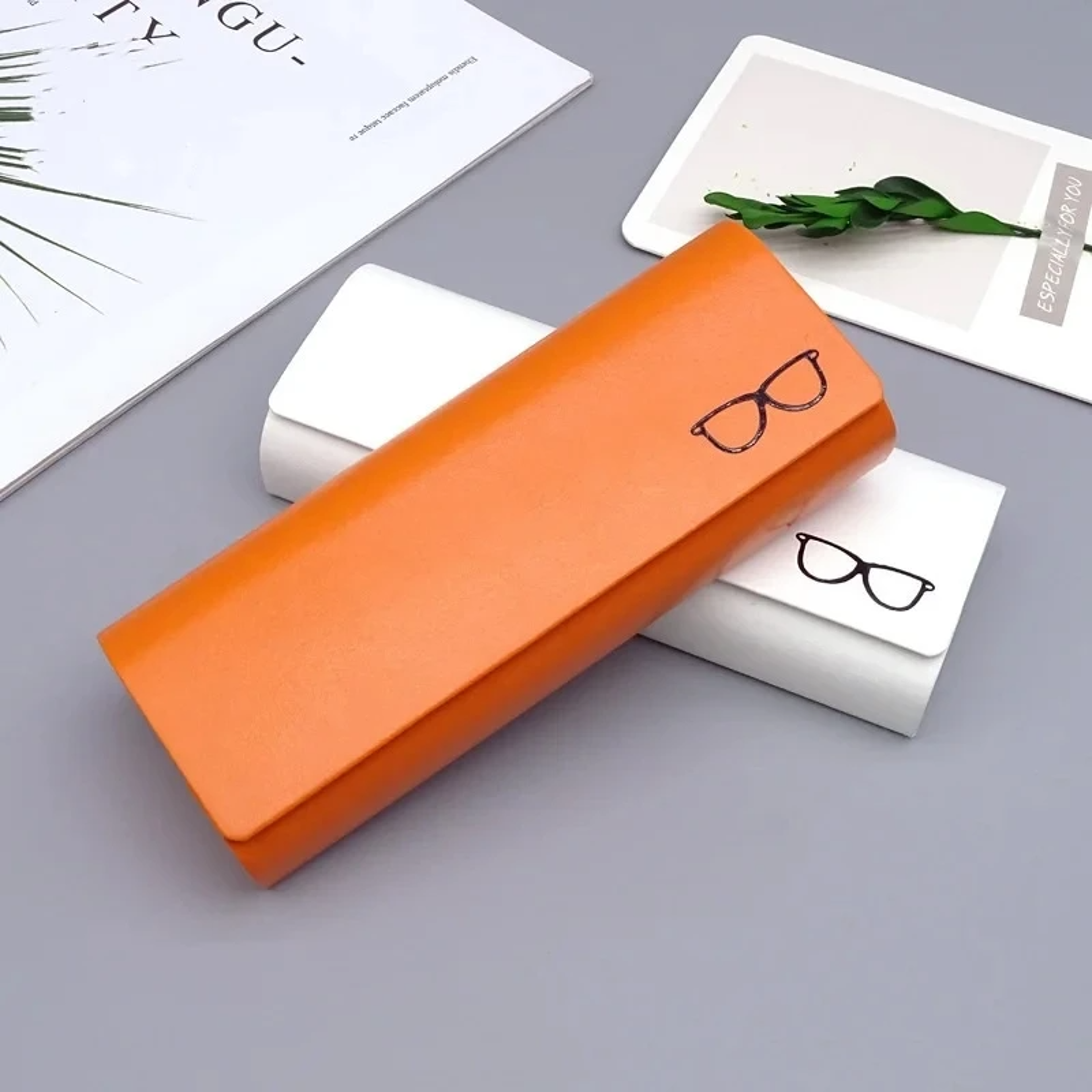 slim anti pressure glasses case with mirror portable eyeglass case for sunglasses & myopia glasses