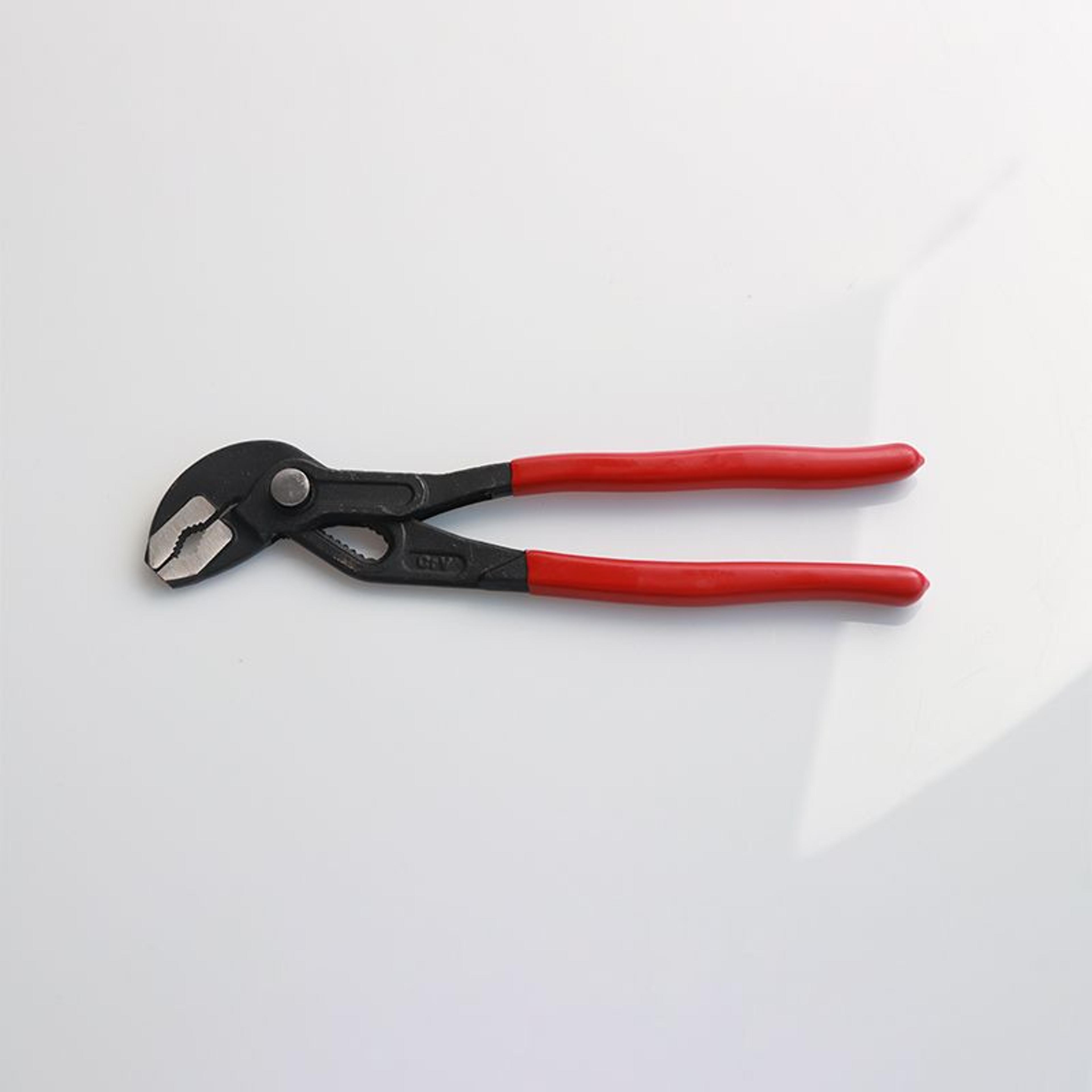 Adjustable Water Pump Pliers Set For Pipes Nuts  Bathroom Repairs 7