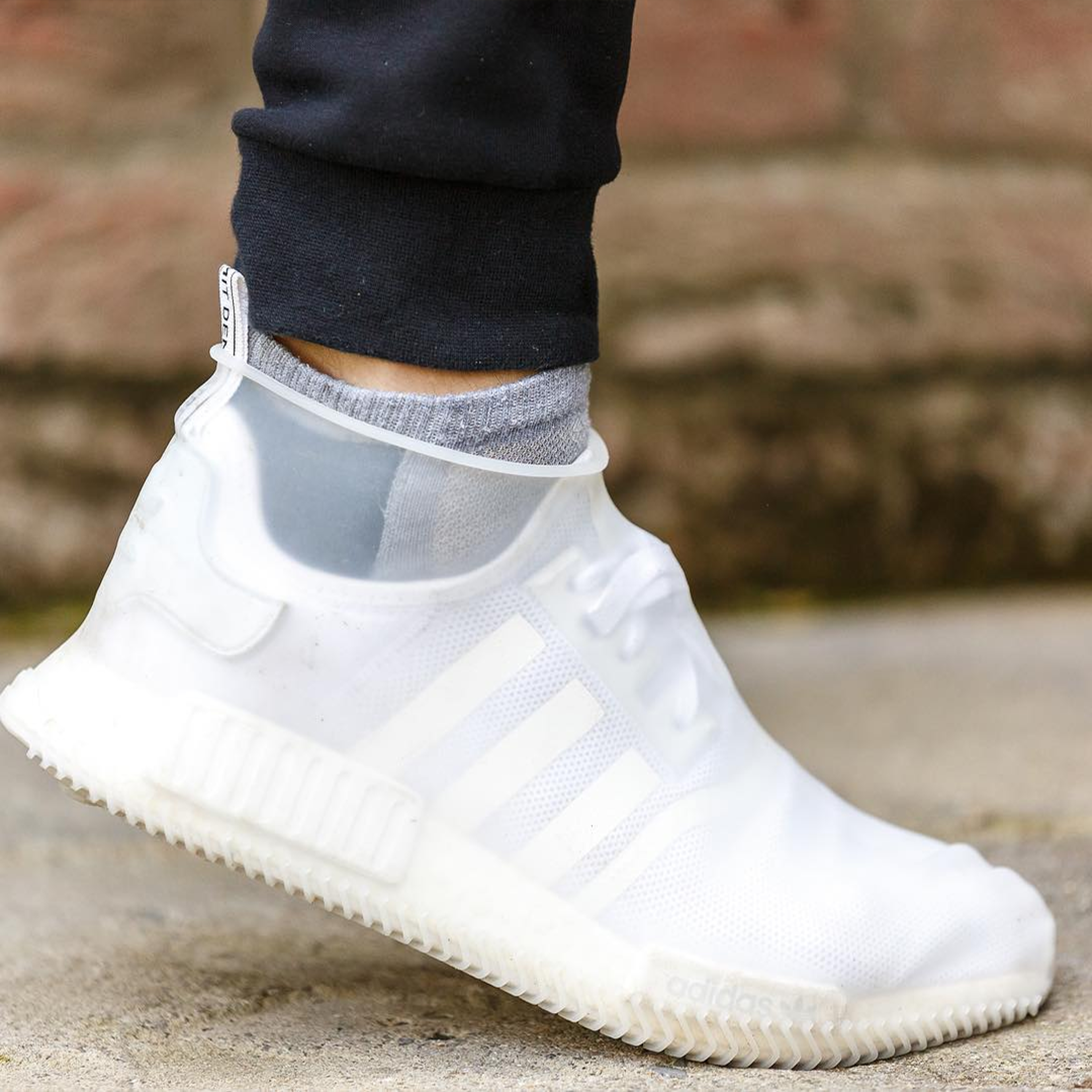 Ultra-Durable Silicovers Non-Slip Shoe Covers: Keep Your Shoes Clean & Dry White