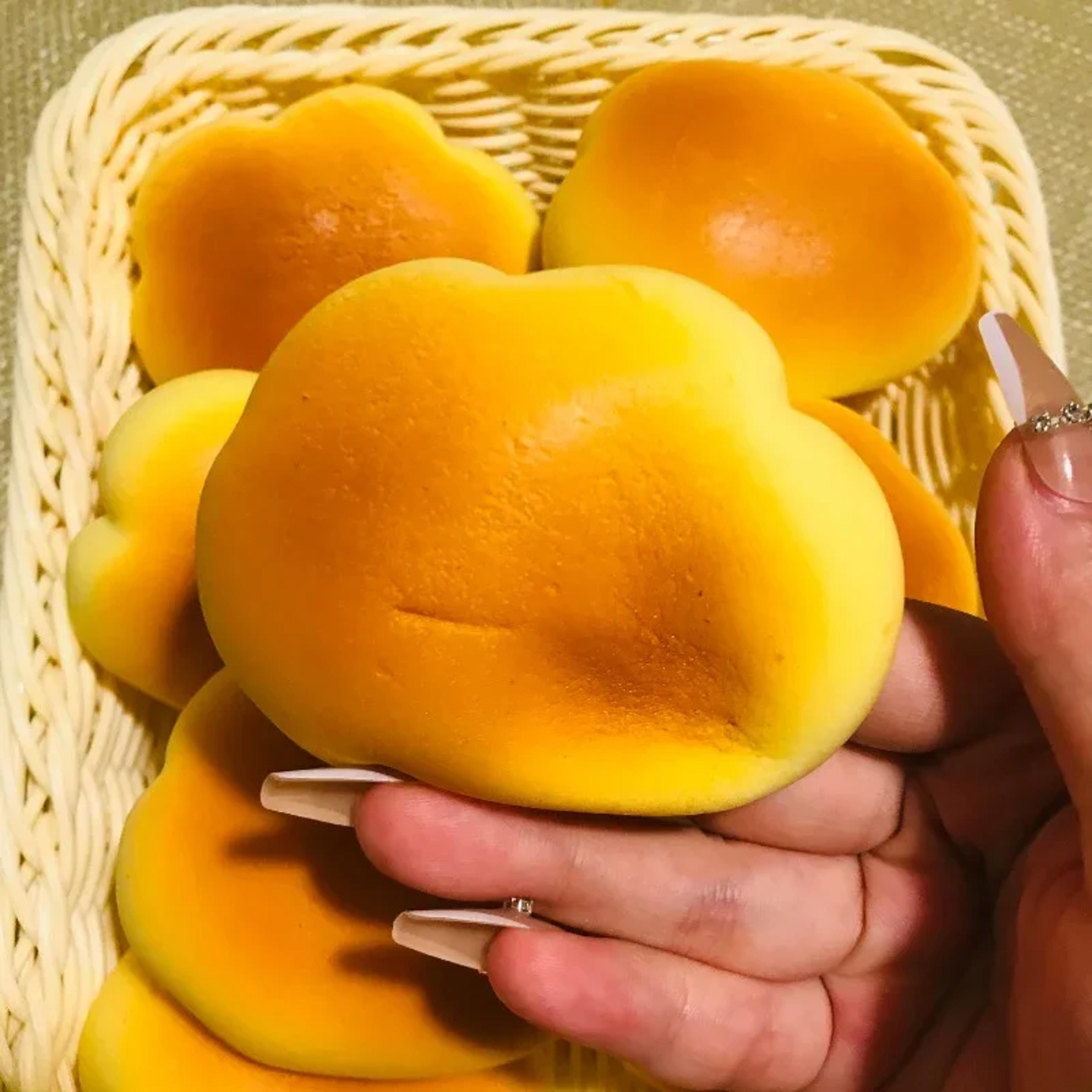 Cloud Bread Squishy Stress Relief Toy Slow Rebound Squeeze Fidget For Relaxation 2