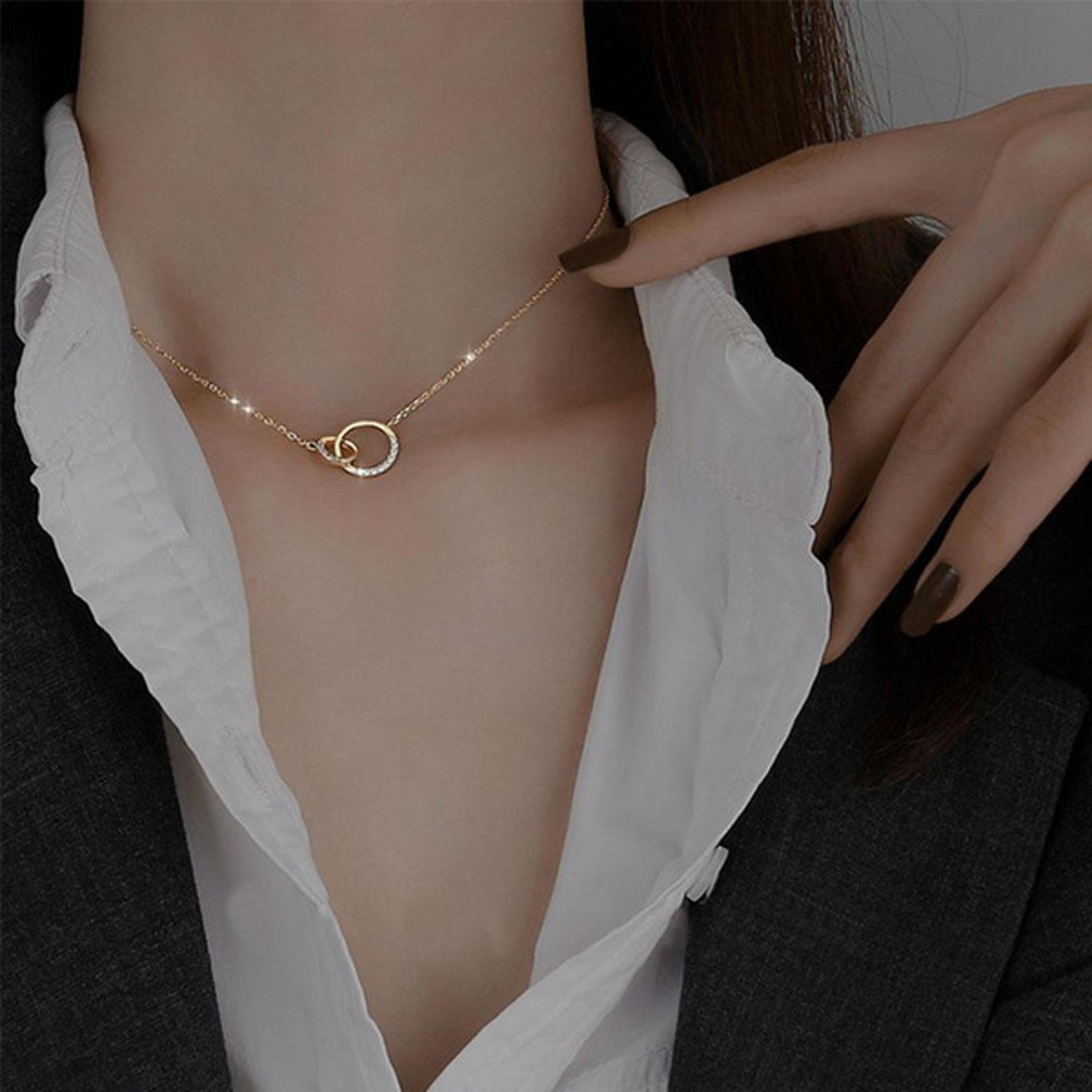 double hoop necklace for a fashionable look