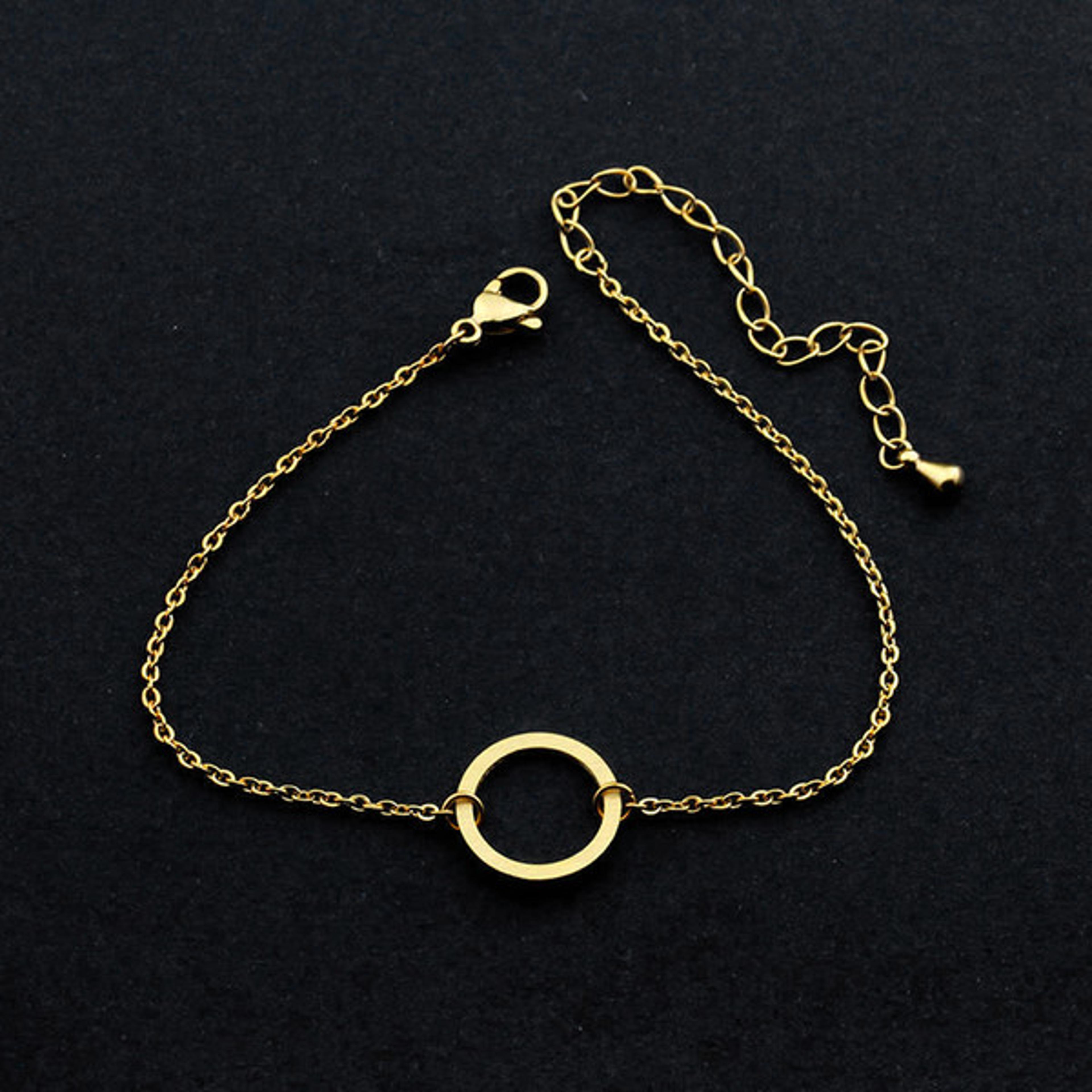 Adjustable Vintage Open Circle Bracelet (1).jpg