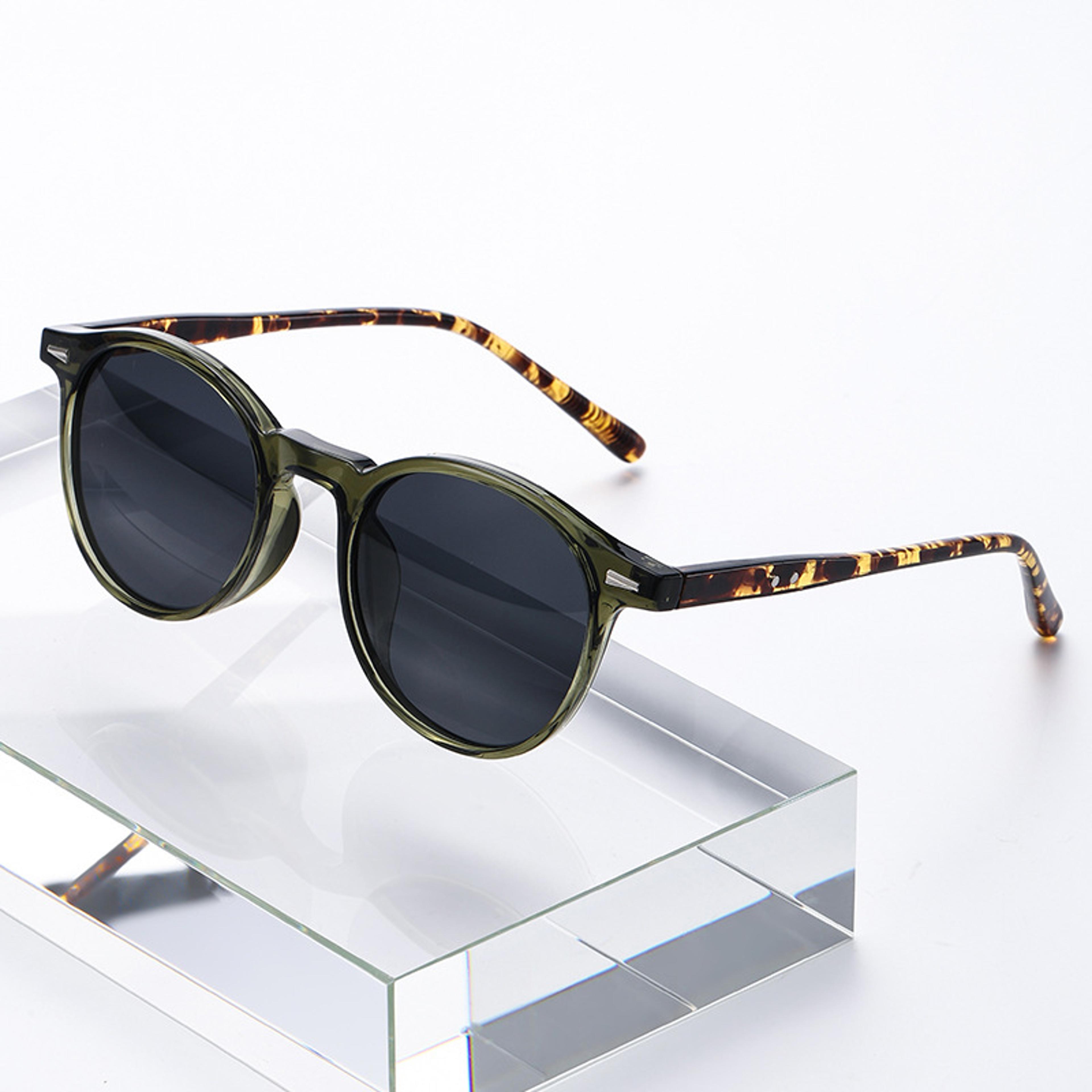 Vintage Round Sunglasses For Men And Women 2