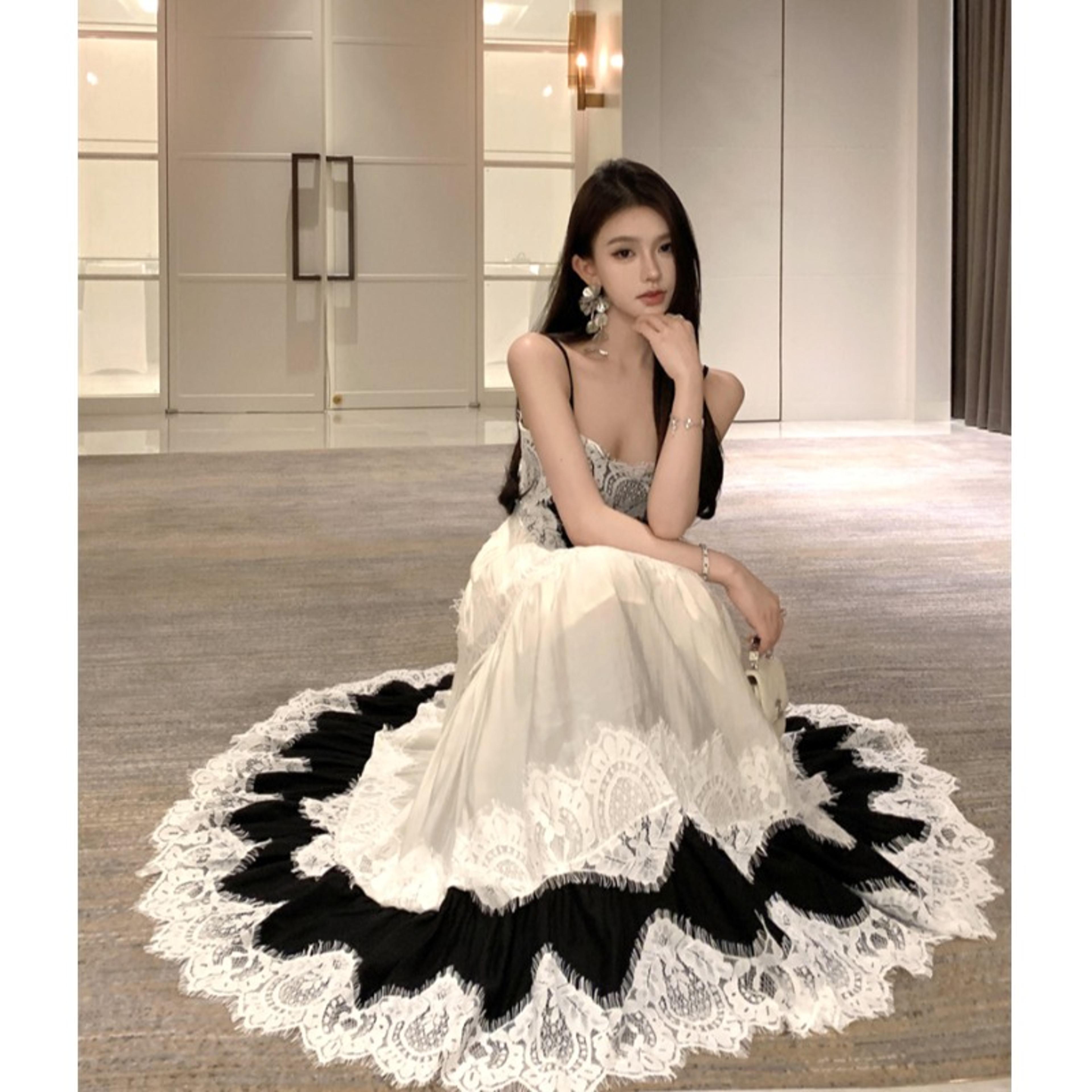 Monochrome Elegance Lace Maxi Dress 0