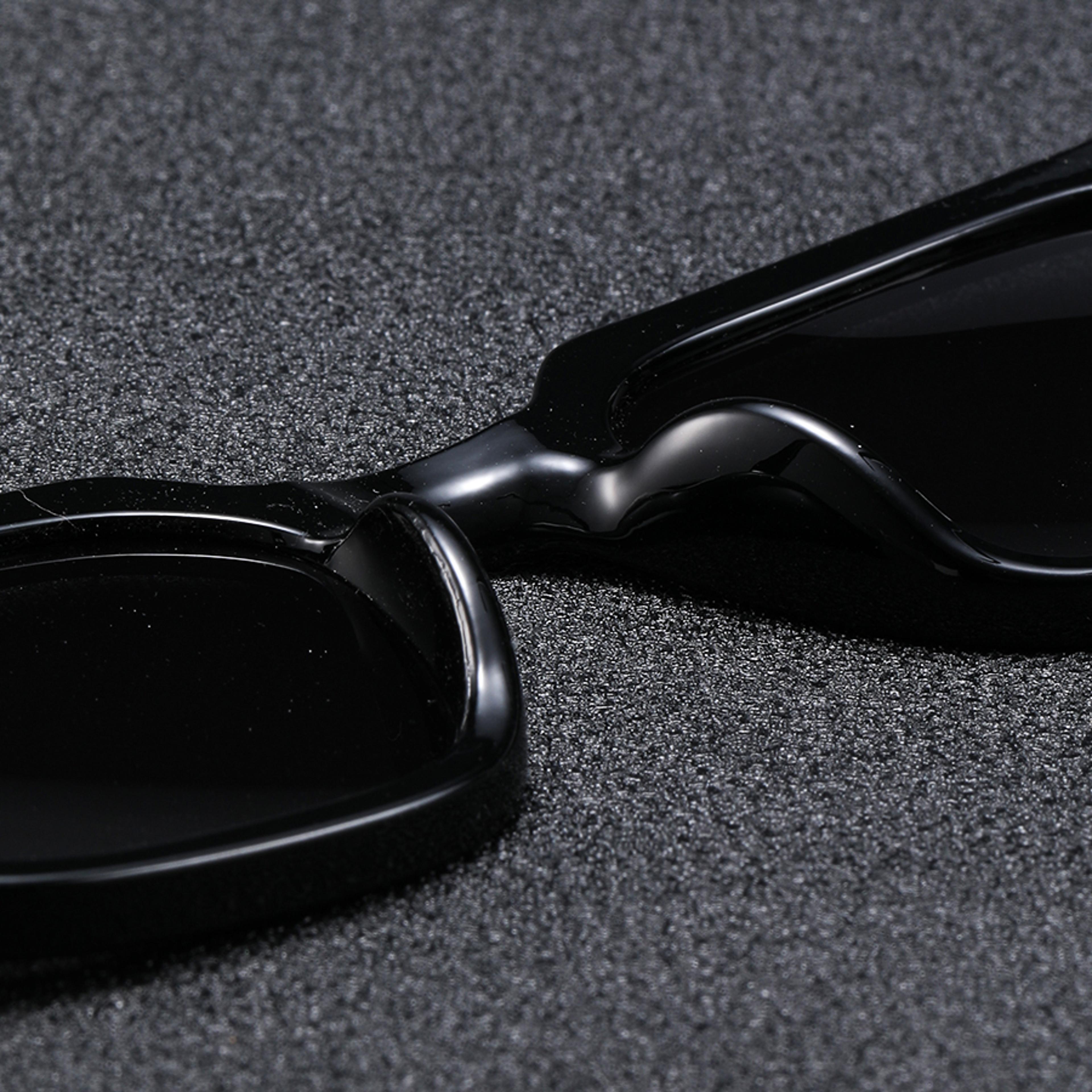 Y2K Square Sunglasses Retro Rivet Street Style Fashion Glasses 1