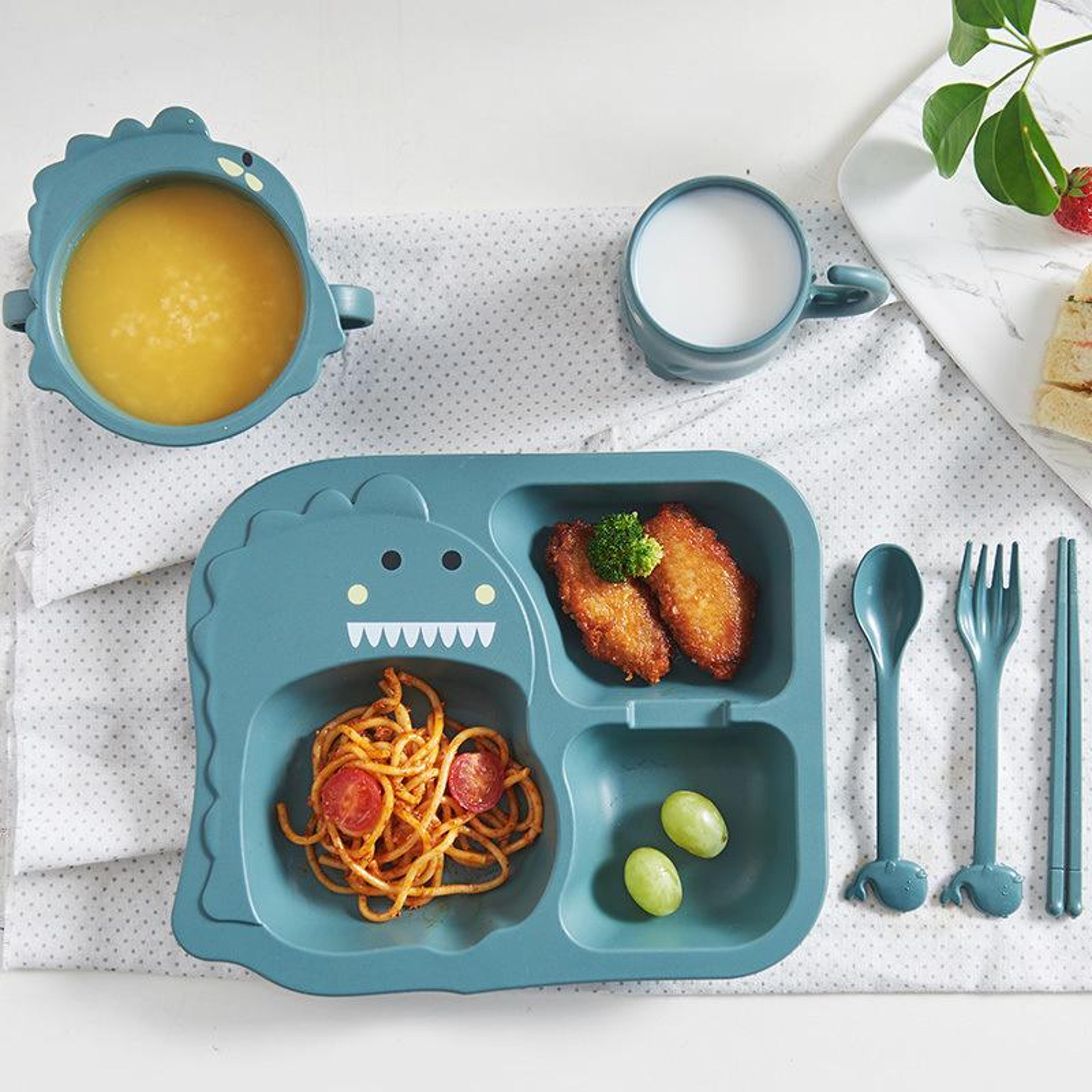 Dinosaur Kids Tableware Suit Easy Clean Spoon Fork Dinnerware Set For Children 1