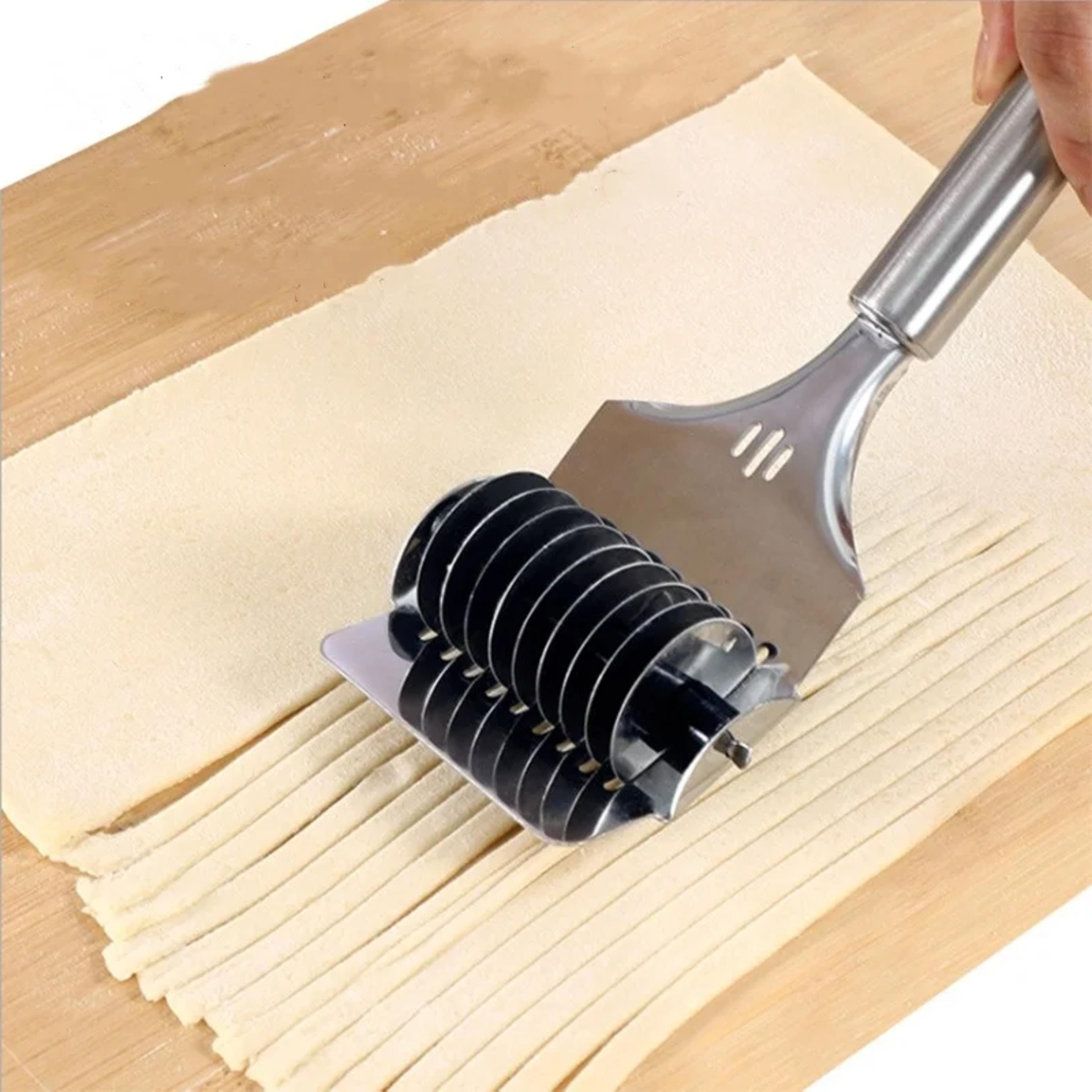 Manual Stainless Steel Noodles Maker Pasta Cutter For Dough Ginger And Garlic Crushing 0