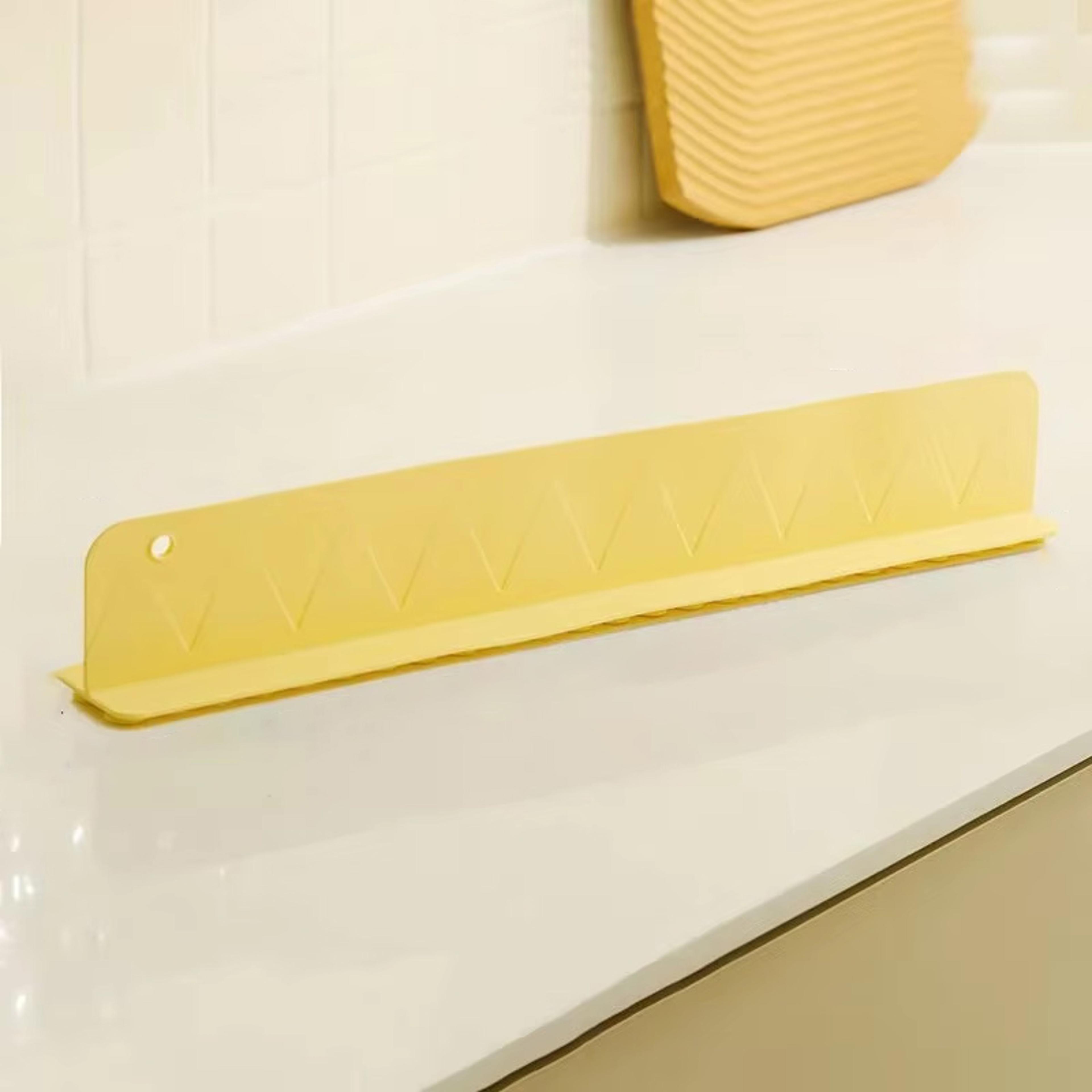 Silicone Sink Baffle Splash Guard With Suction Cup  Waterproof Splash Guard To Protect Clothes From 5