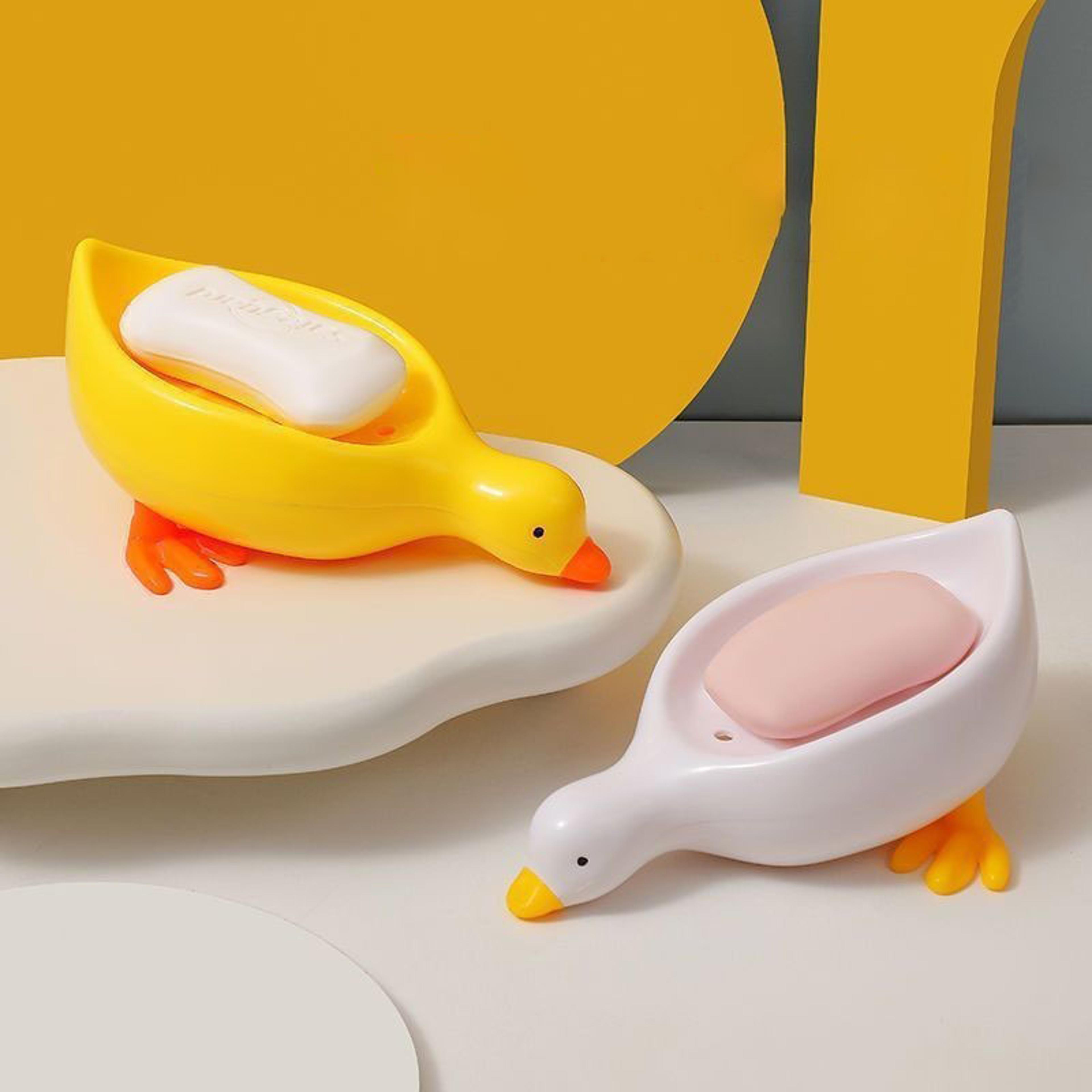 Cute Duck Shaped SelfDraining Soap Dish  Ideal For Bathrooms  Kitchens 1