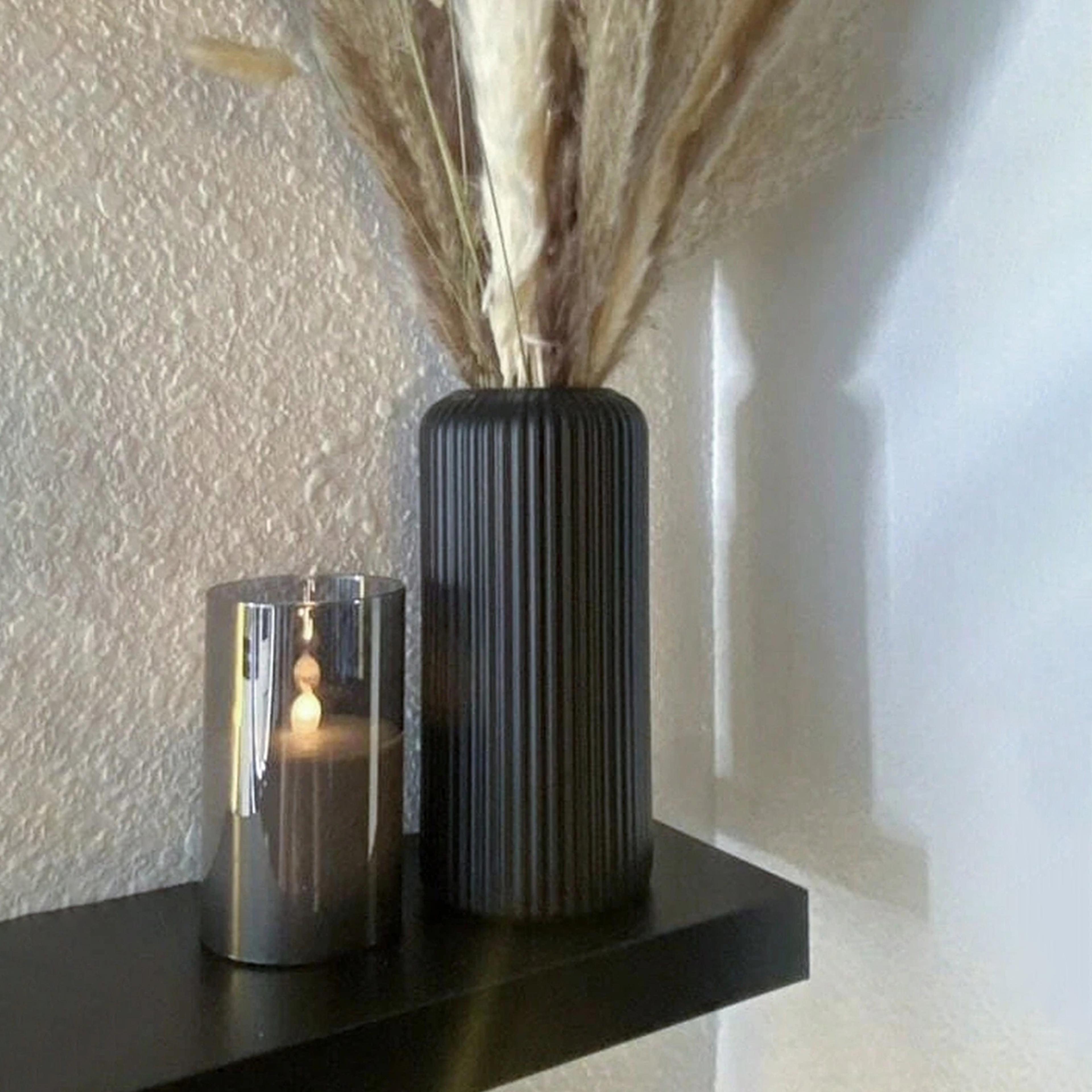 Striped CeramicLike Plastic Vase For Floral Arrangements  Elegant Decorative Flower Display 2