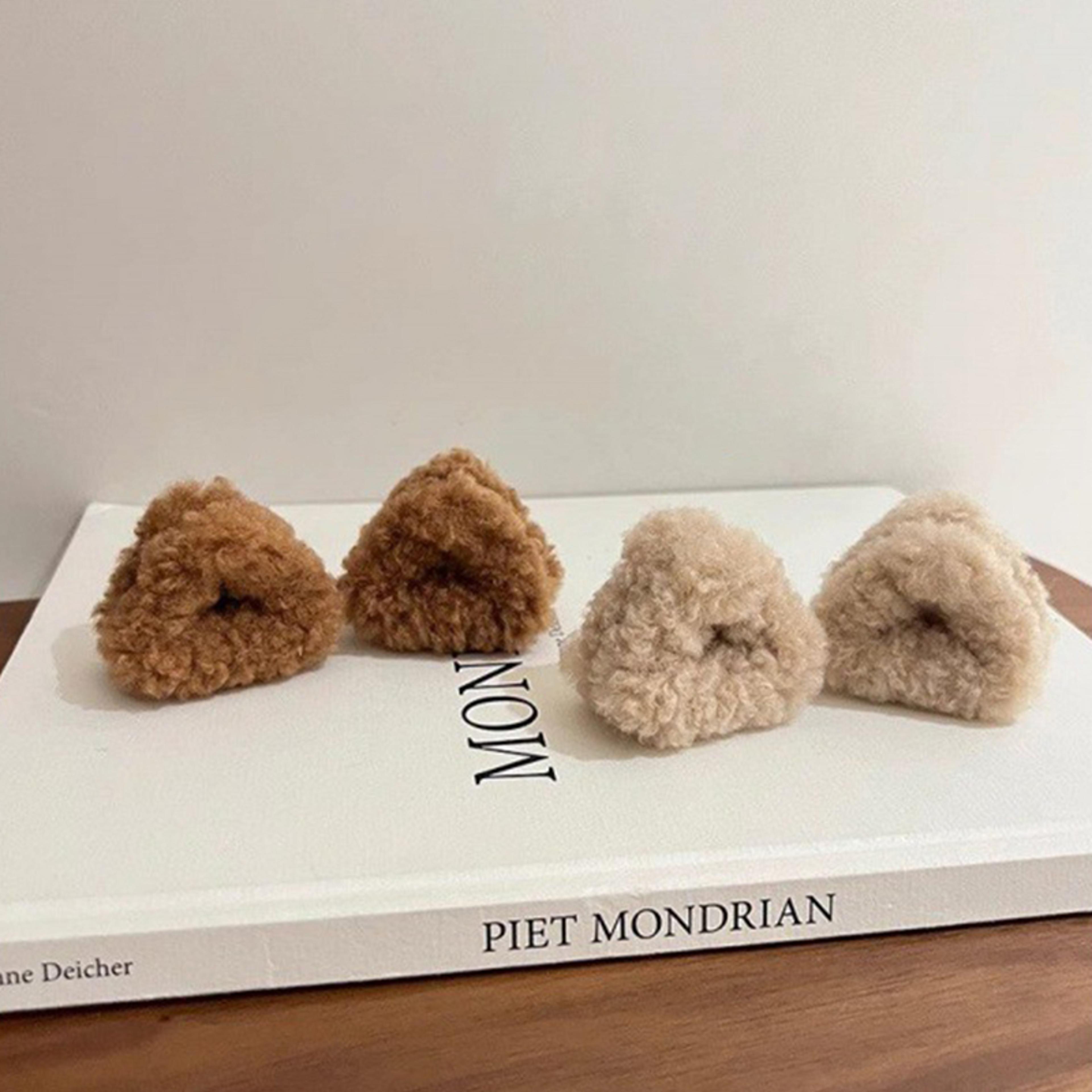 Plush Cat Ears Hair Clips For Women  Sweet Cute Beige Duck Beak Clip Hairpins For Fashion Girls Hea 1