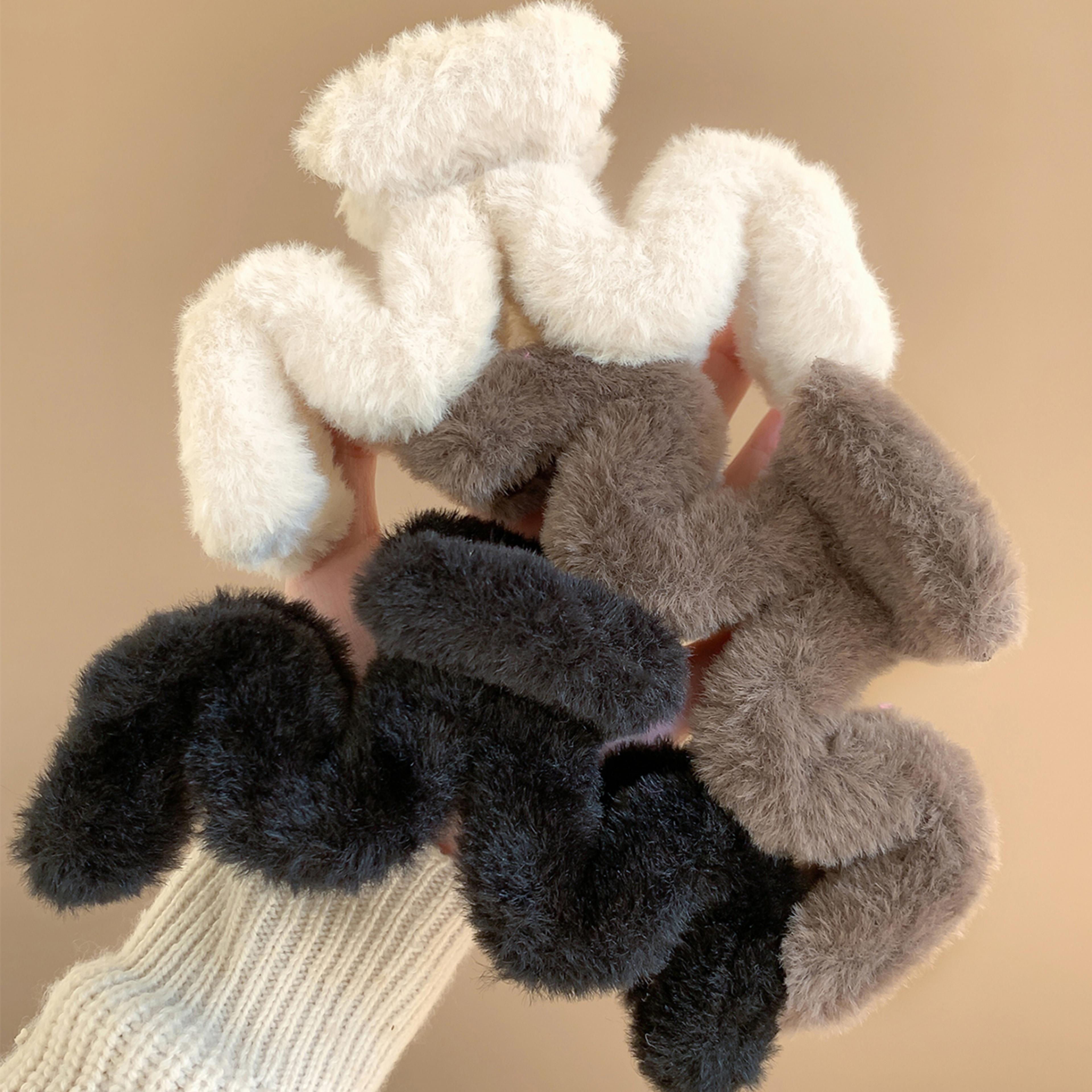 Elegant Faux Fur Hair Claw For Women  Plush Acrylic Hair Clip Barrette WinterReady Hair Accessories 1