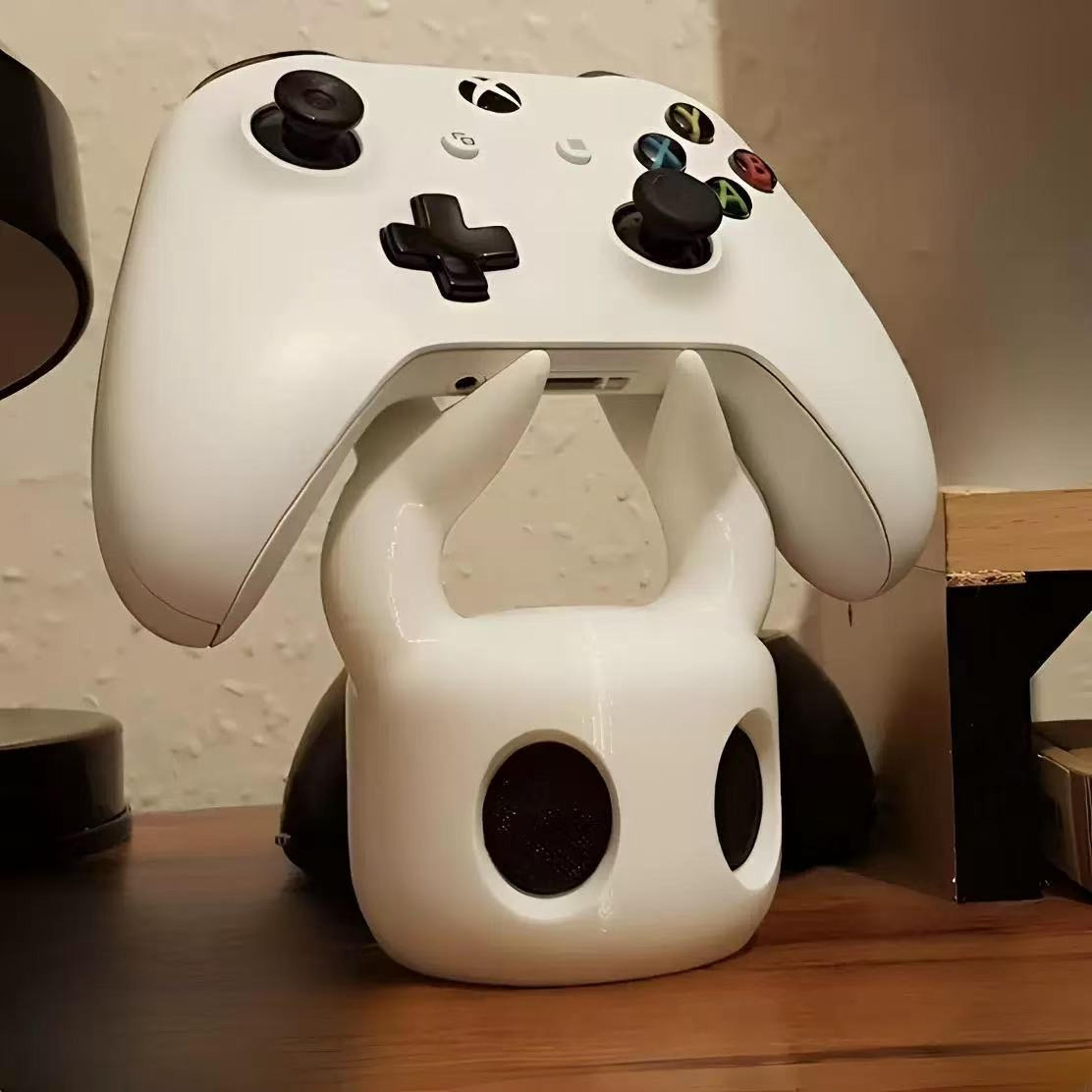 Creative Printed Hollow Knight Game Controller Stand  Xbox And Desktop Storage Ornament 2