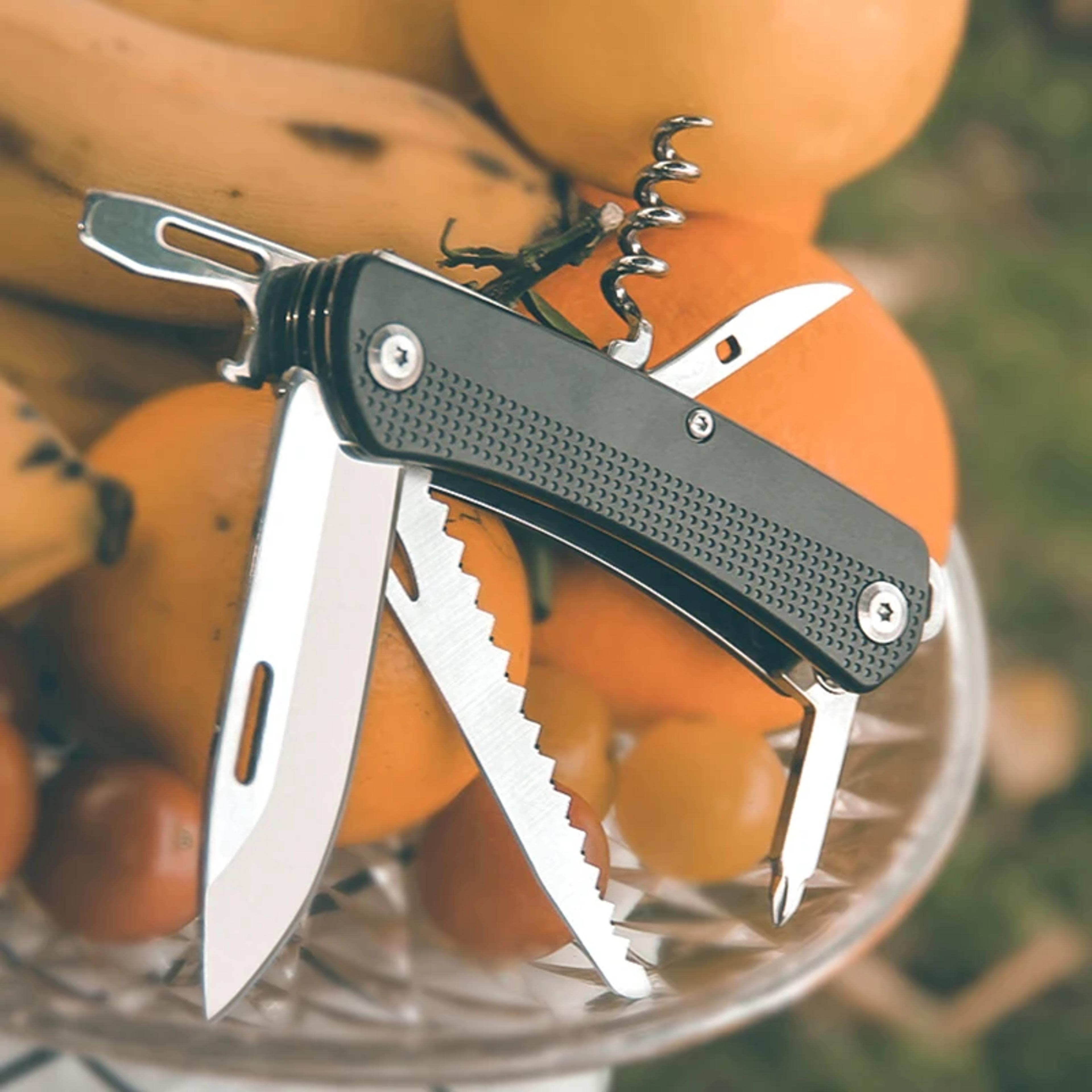 Mini Multifunctional Folding Knife Multitool EDC Outdoor Portable Pocket Knife With Saw Screwdriver 2
