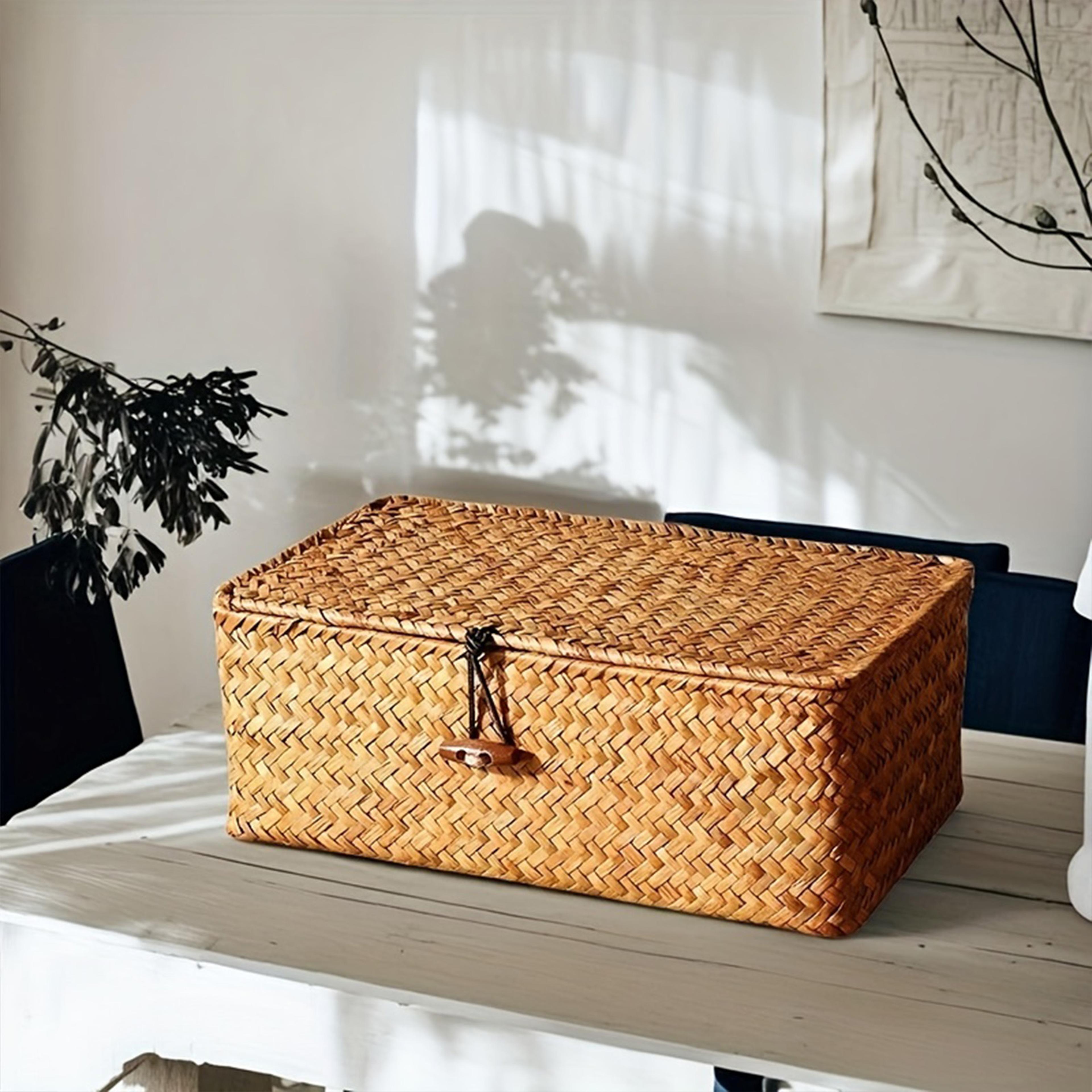 Large Capacity Hand Woven Straw Storage Box With Lid For Home  Office 1