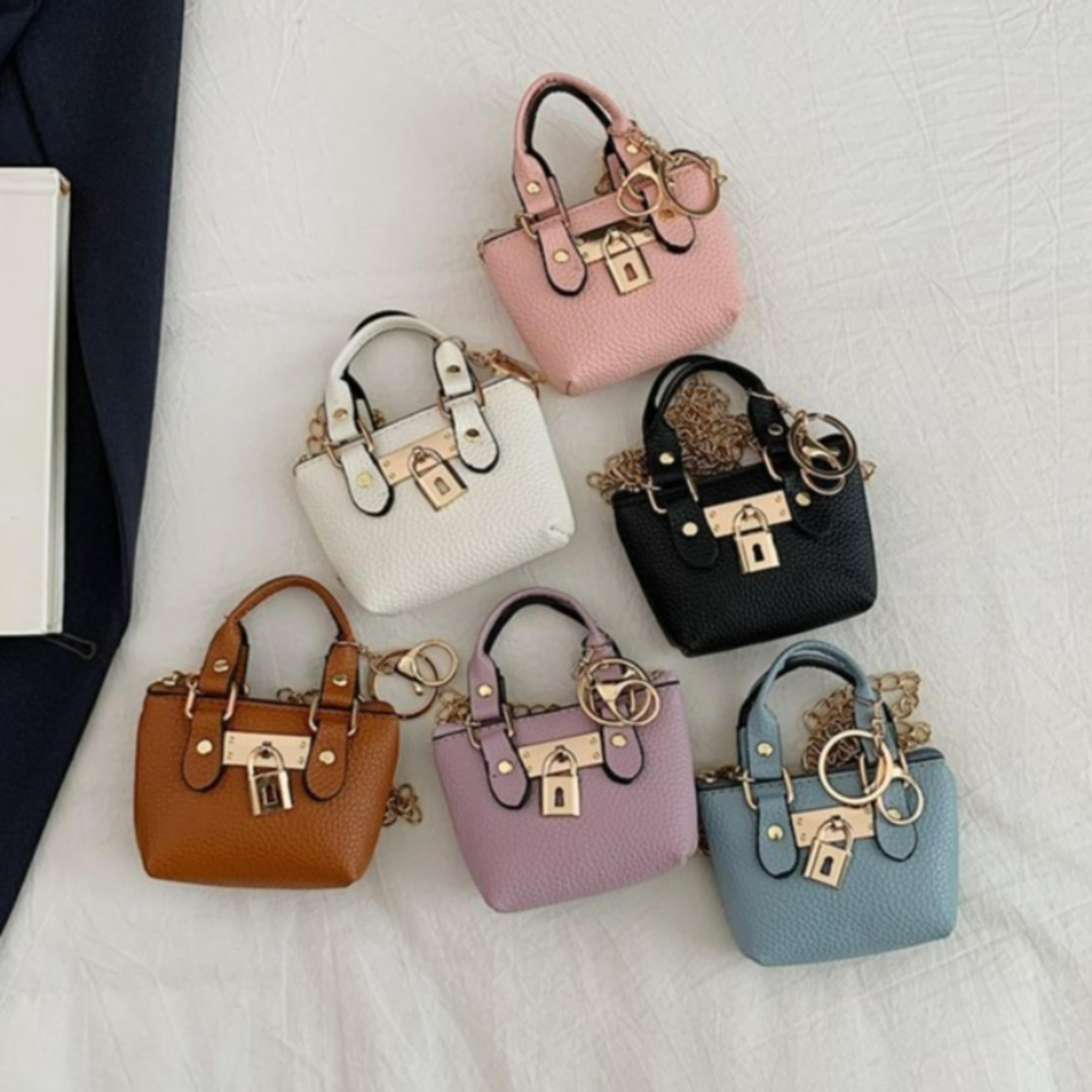 Mini Lock Mini Purse Keychain With Chain Strap Lipstick And Earbud Holder 1