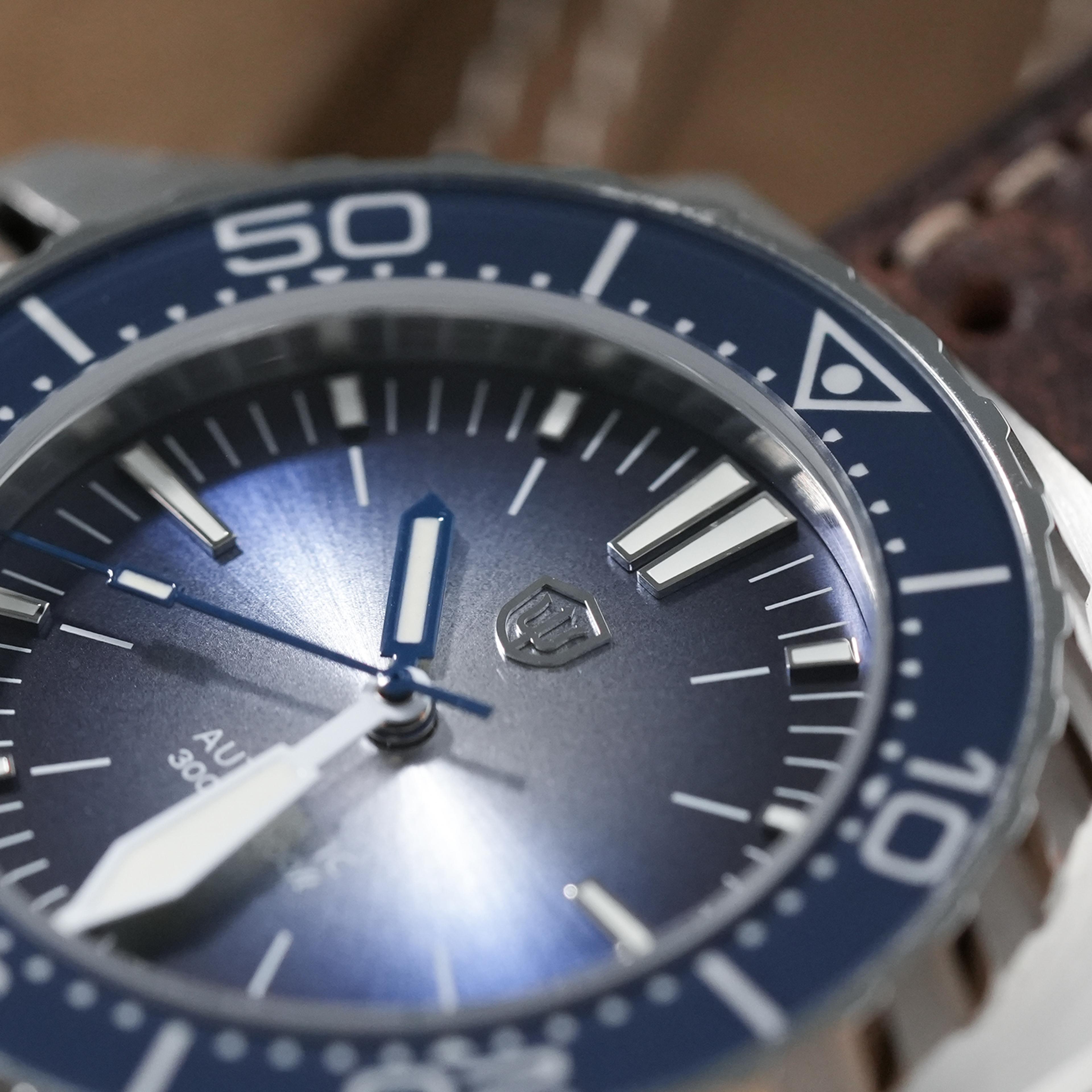 Automatic Dive Watch With Sapphire Crystal And Ceramic Bezel 2